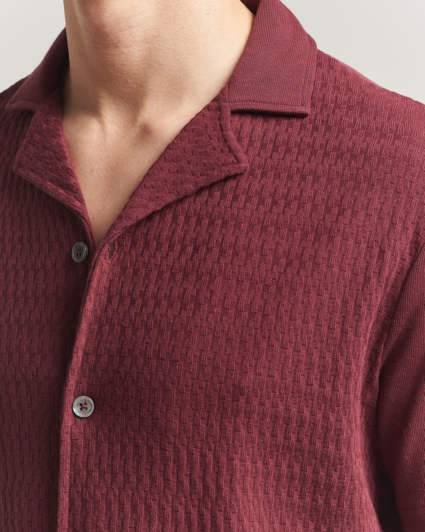 Hombres | Camisas | Oscar Jacobson | Kirk Knitted Short Sleeve Shirt Wine Red