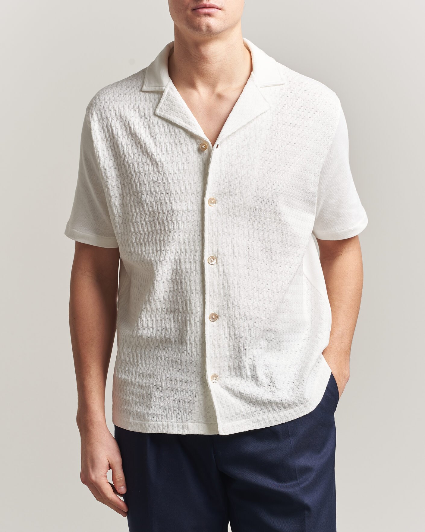 Hombres | Camisas | Oscar Jacobson | Kirk Knitted Short Sleeve Shirt Snow White