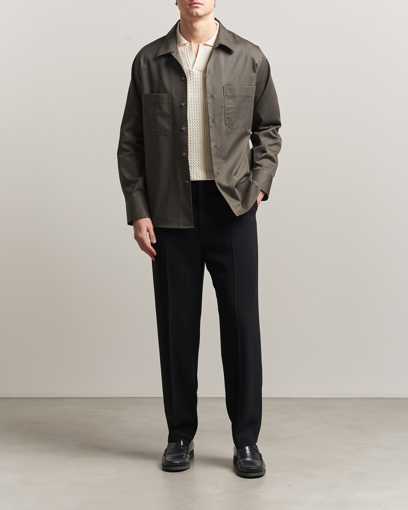 Hombres | Camisas | Oscar Jacobson | Straight Fit Bowling Collar Cotton Shirt Olive