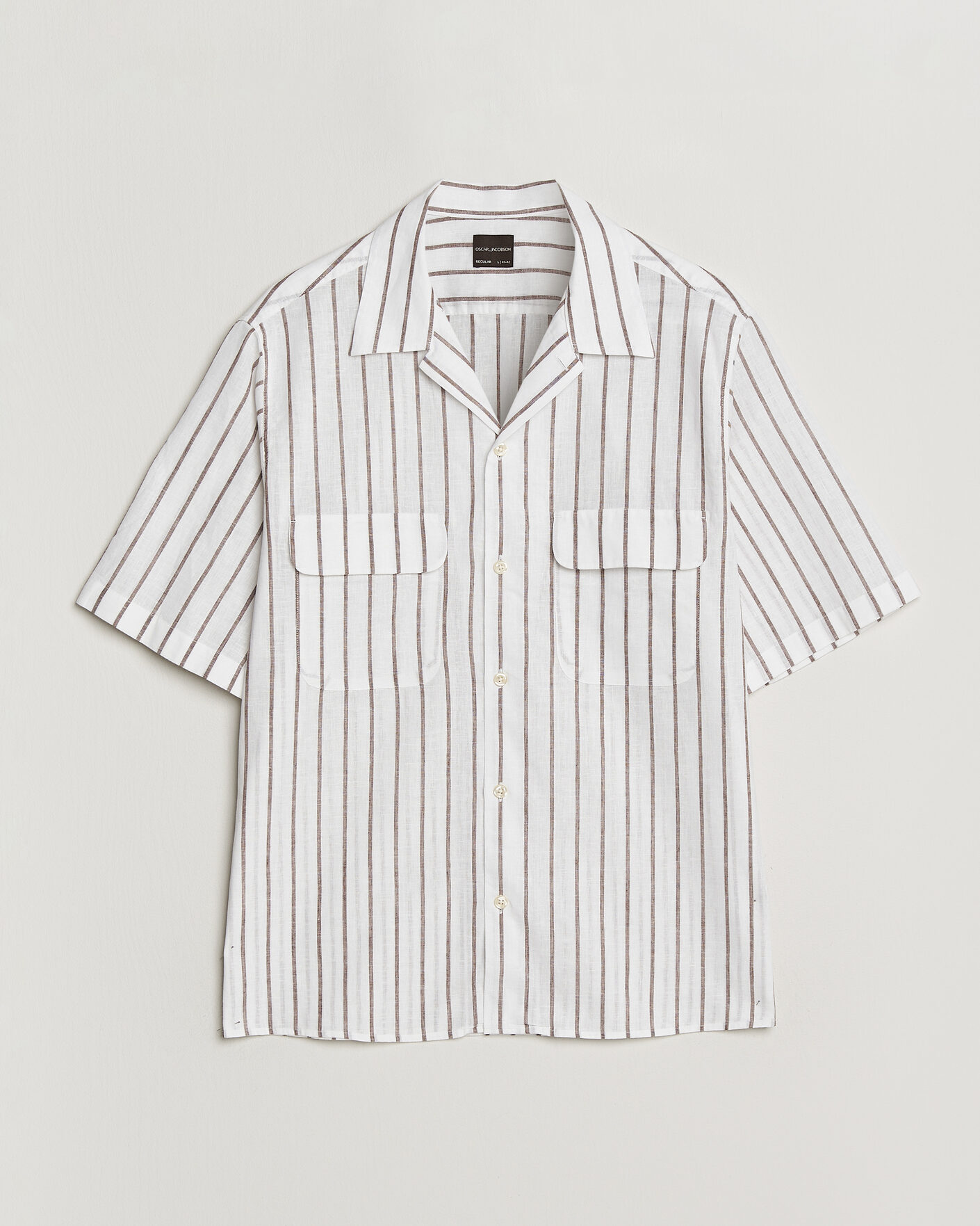 Hombres | Camisas | Oscar Jacobson | Striped Short Sleeve Linen Shirt Brown/White