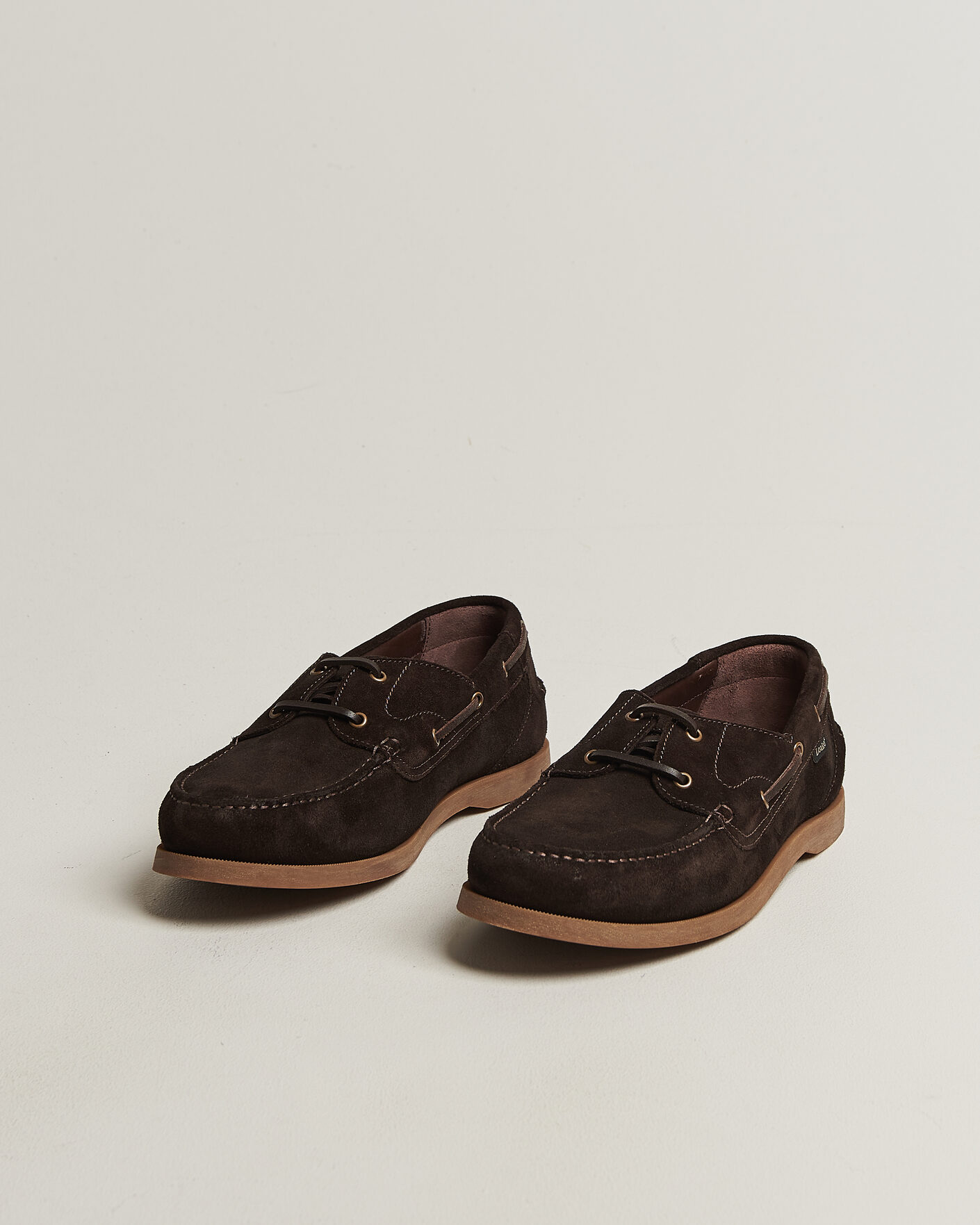 Hombres | Zapatos náuticos | Loake 1880 | Padstow Suede Boat Shoe Dark Brown