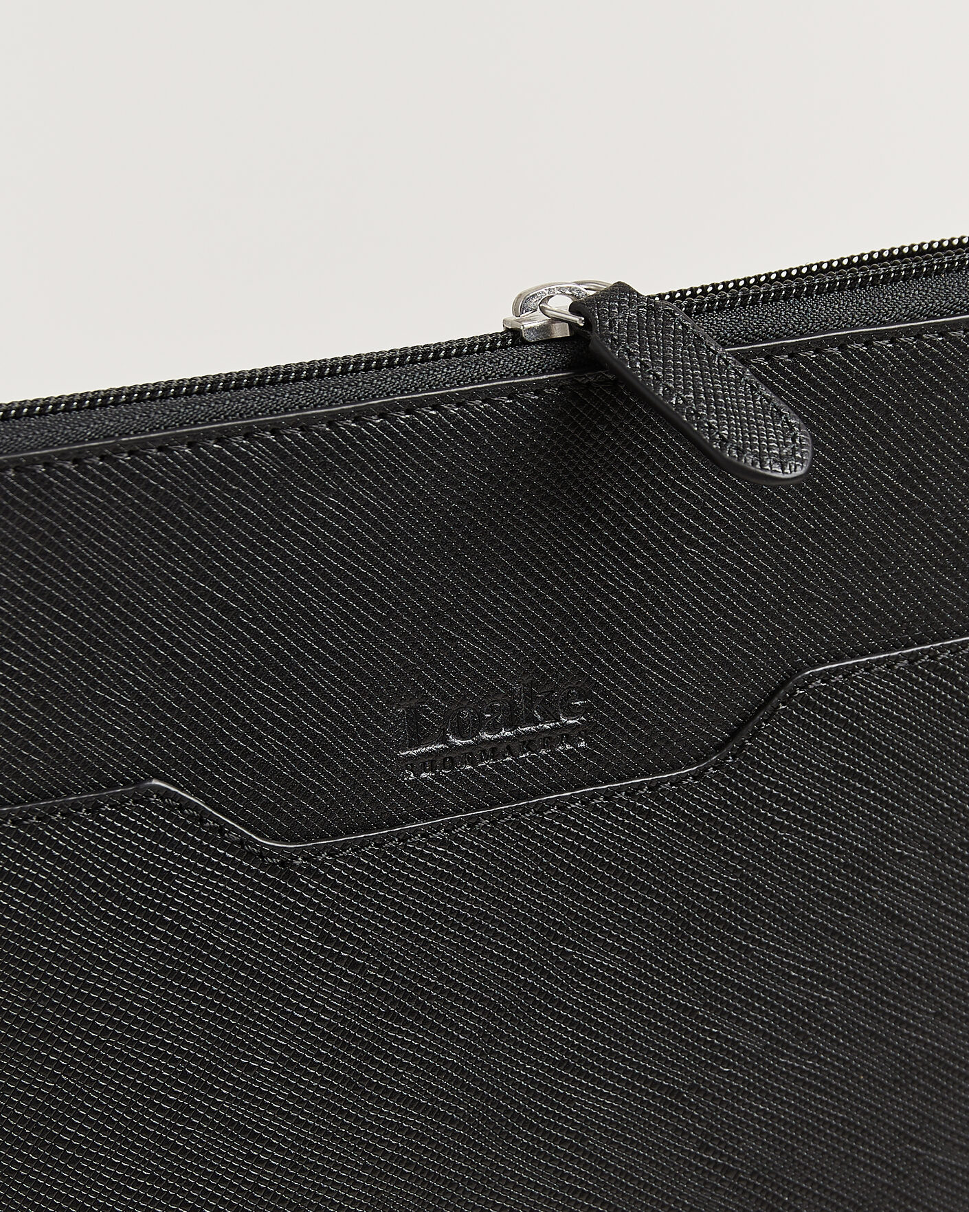 Hombres | Bolsos | Loake Shoemakers | Gresham Grain Leather Laptop Cover Black