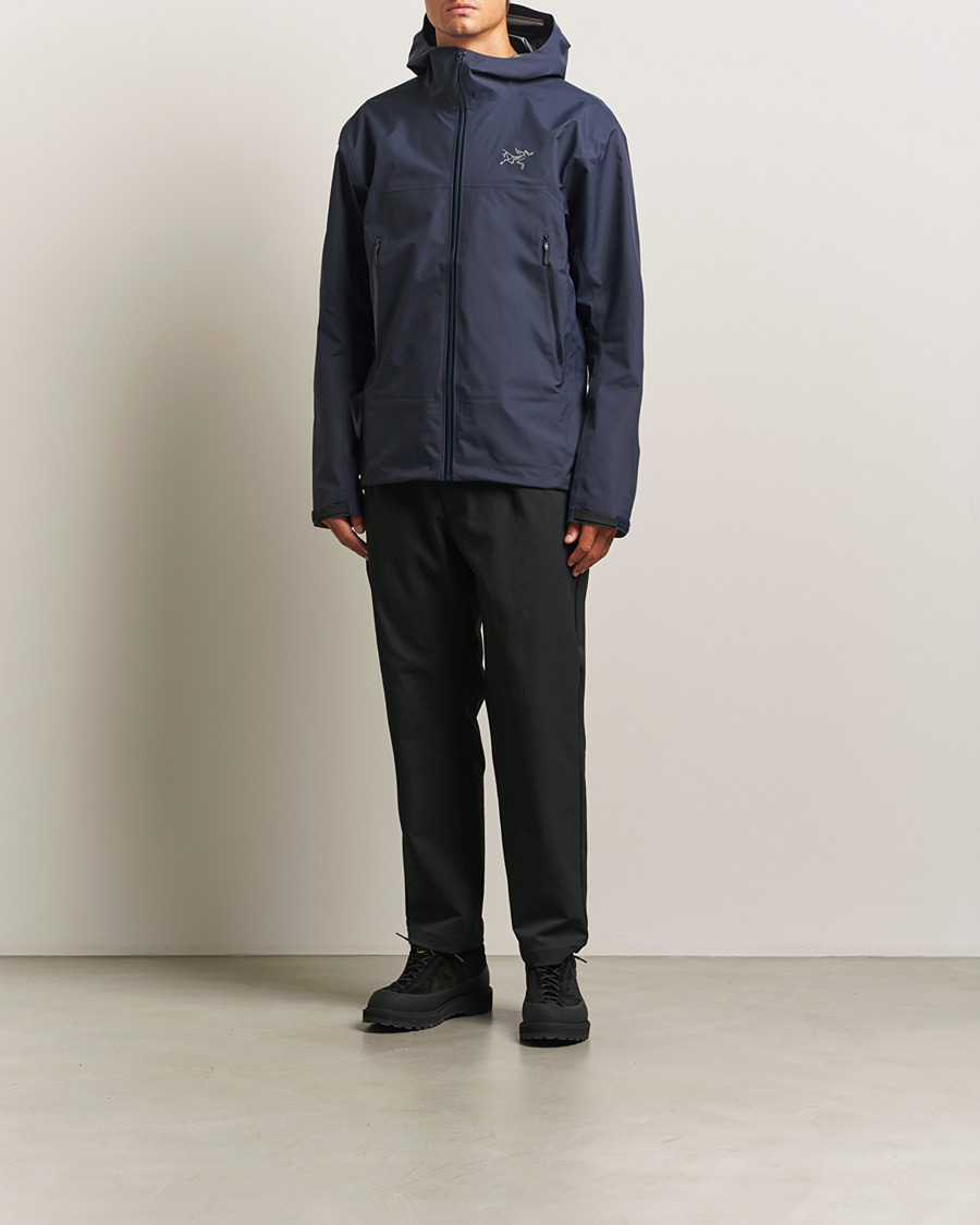 Hombres | Abrigos y chaquetas | Arc'teryx | Beta Gore-Tex Jacket Black Sapphire