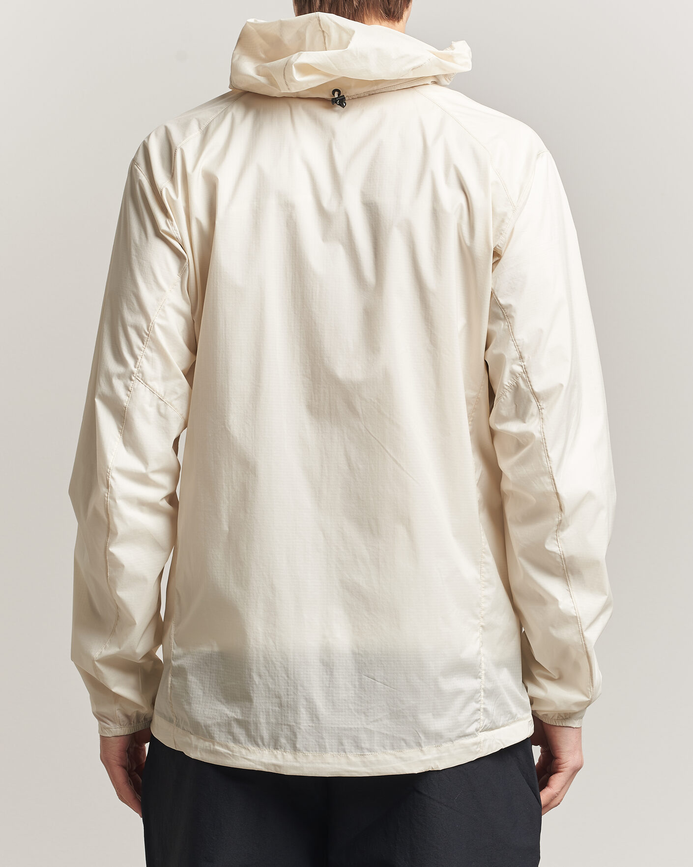 Hombres | Abrigos y chaquetas | Arc'teryx | Squamish Lightweight Hooded Jacket Sea Salt