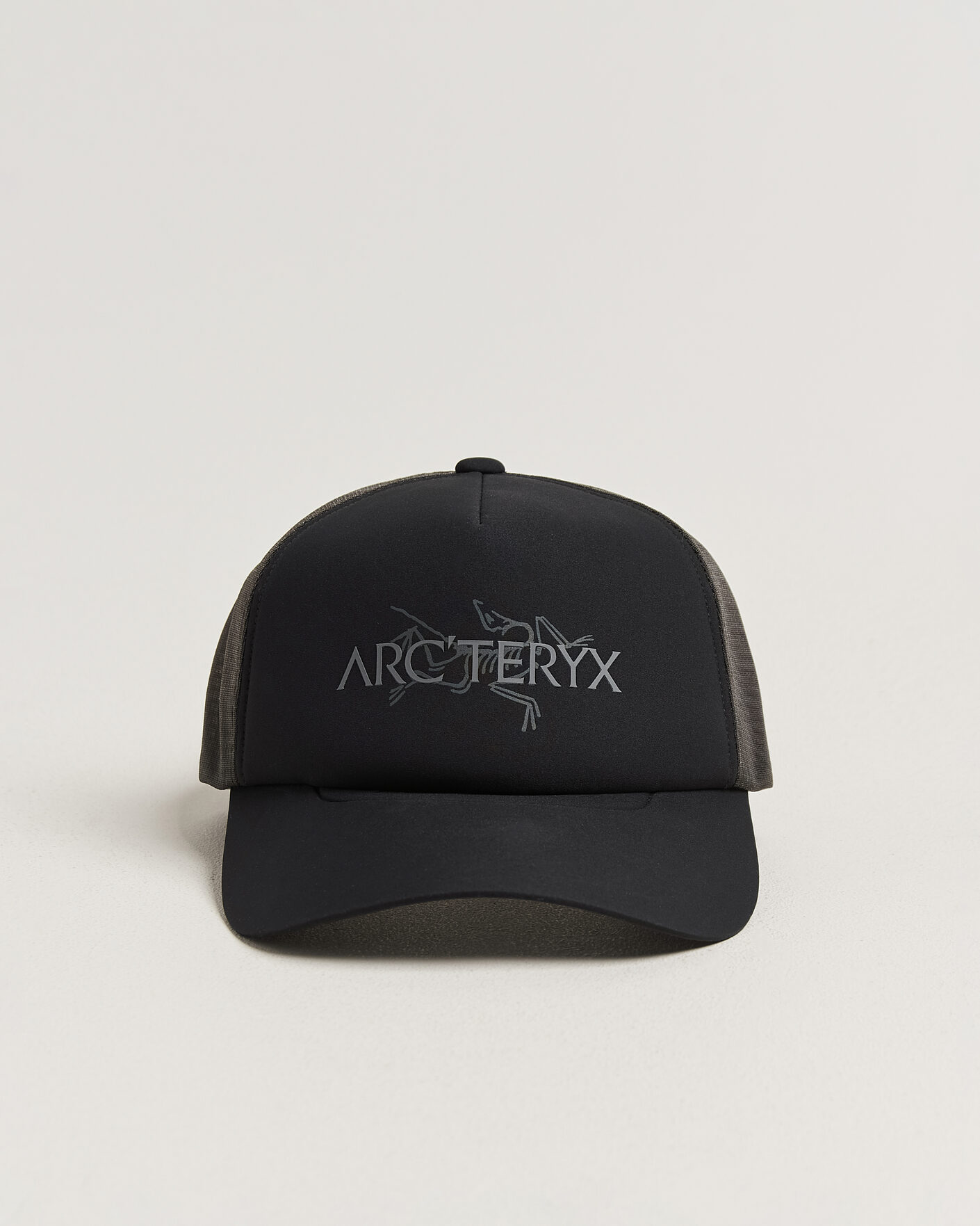 Hombres | Sombreros y gorras | Arc'teryx | Bird Word Trucker Cap Black/Cloud