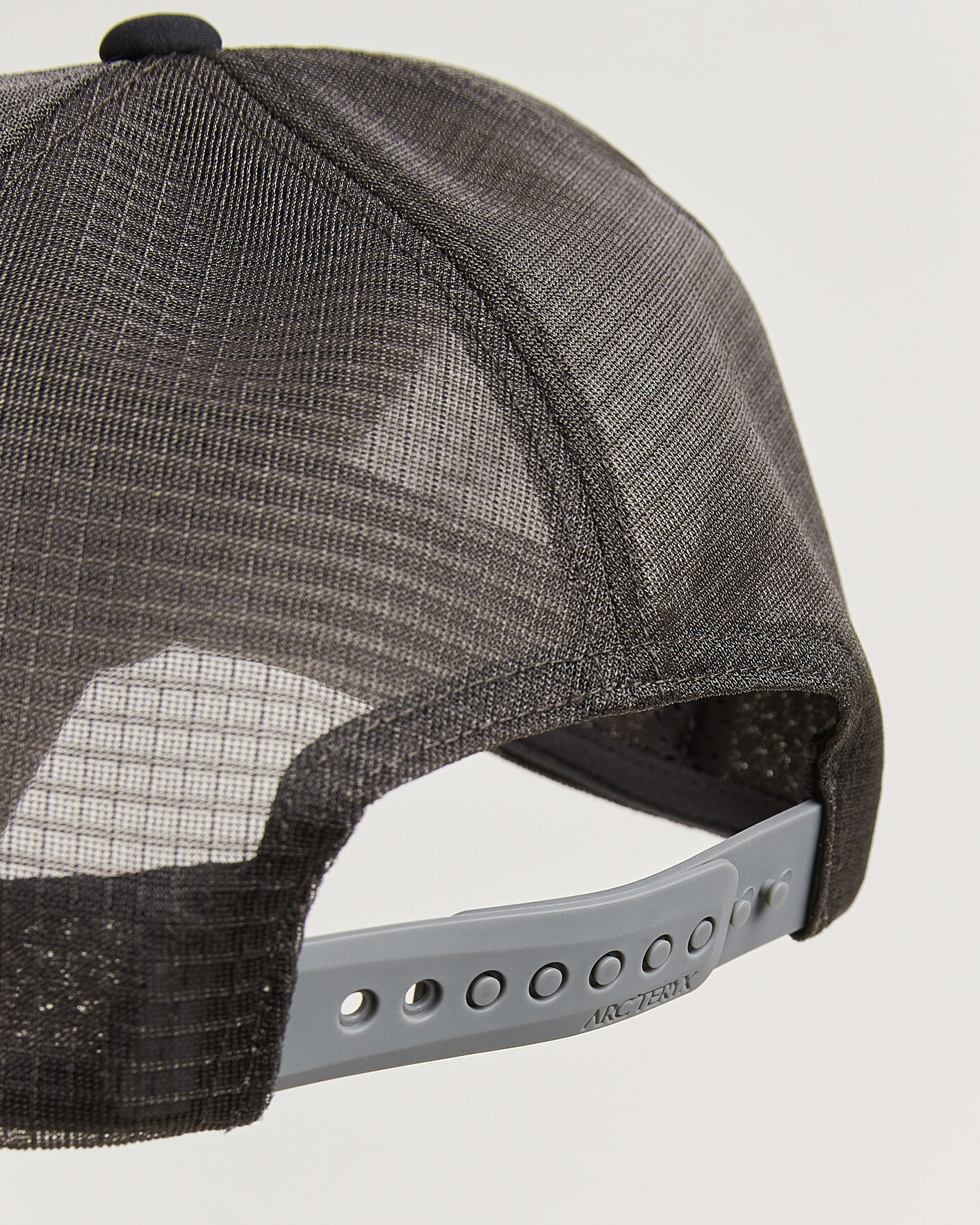 Hombres | Sombreros y gorras | Arc'teryx | Bird Word Trucker Cap Black/Cloud