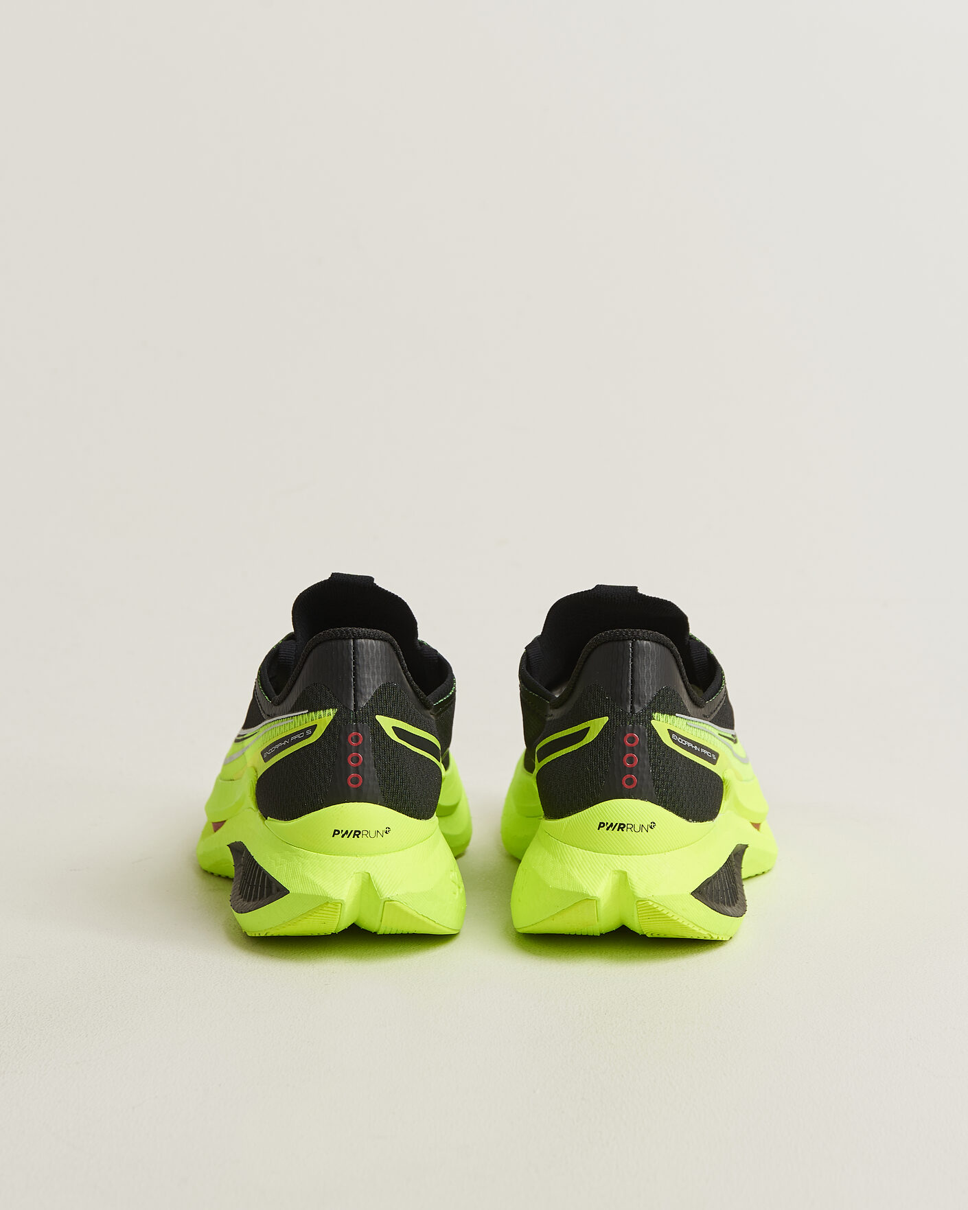 Hombres | Zapatillas de correr | Saucony | Endorphin Pro 5 Black/Shock