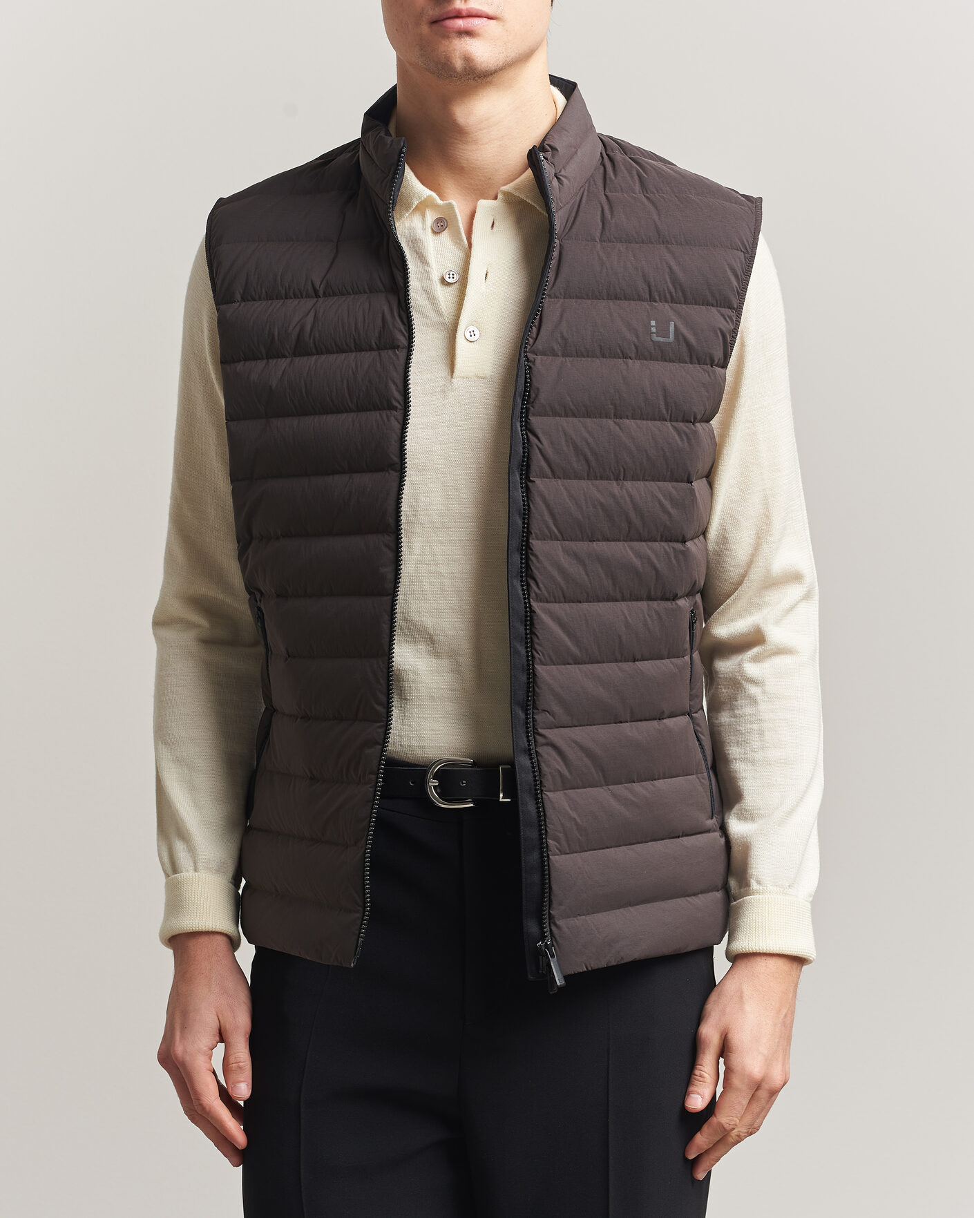 Hombres | Chalecos | UBR | Super Sonic Vest Esspresso