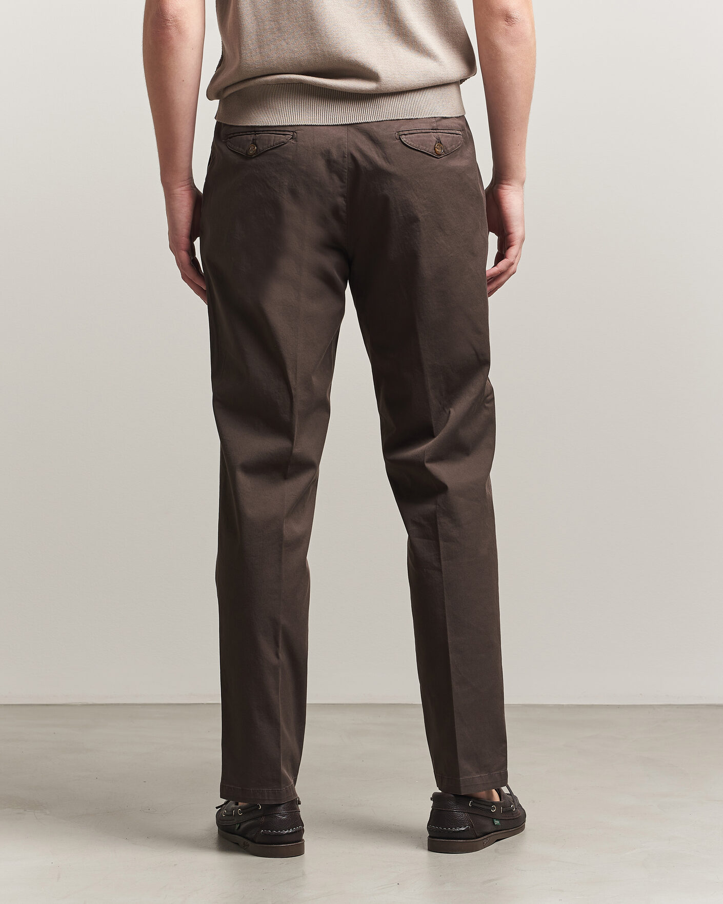 Hombres | Pantalones | Briglia 1949 | Easy Fit Pleated Cotton Stretch Chino Brown