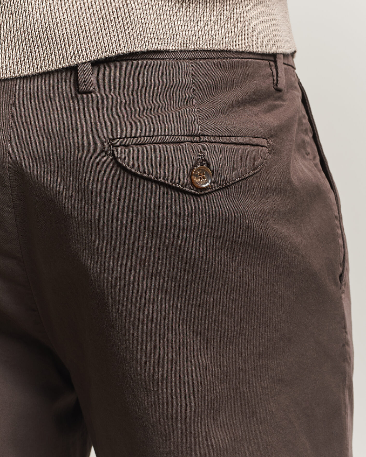 Hombres | Pantalones | Briglia 1949 | Easy Fit Pleated Cotton Stretch Chino Brown