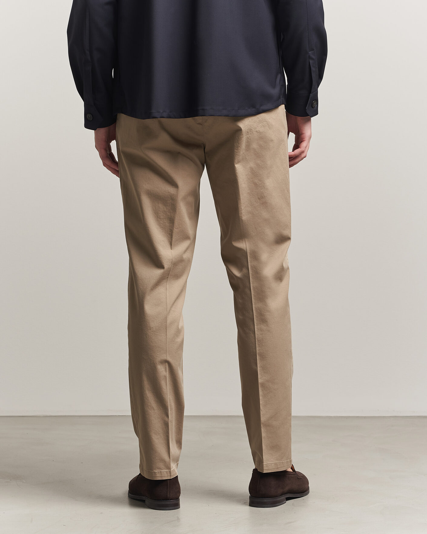 Hombres | Pantalones | Briglia 1949 | Easy Fit Pleated Cotton Stretch Chino Taupe