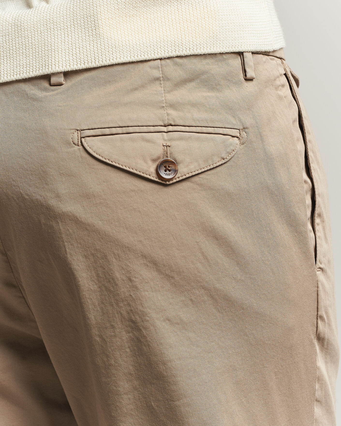 Hombres | Pantalones | Briglia 1949 | Easy Fit Pleated Cotton Stretch Chino Taupe