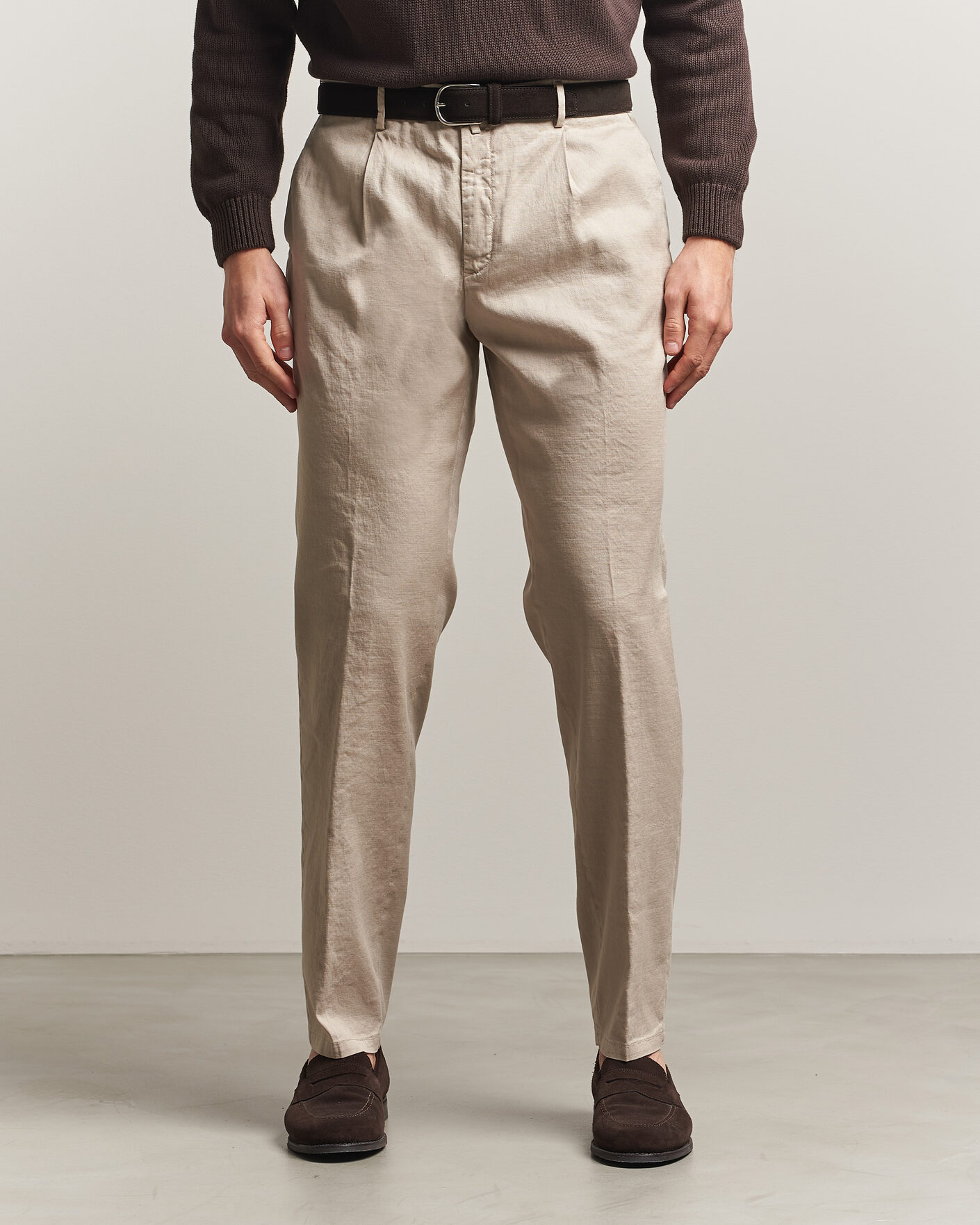 Hombres | Pantalones | Briglia 1949 | Pleated Linen Trousers Beige