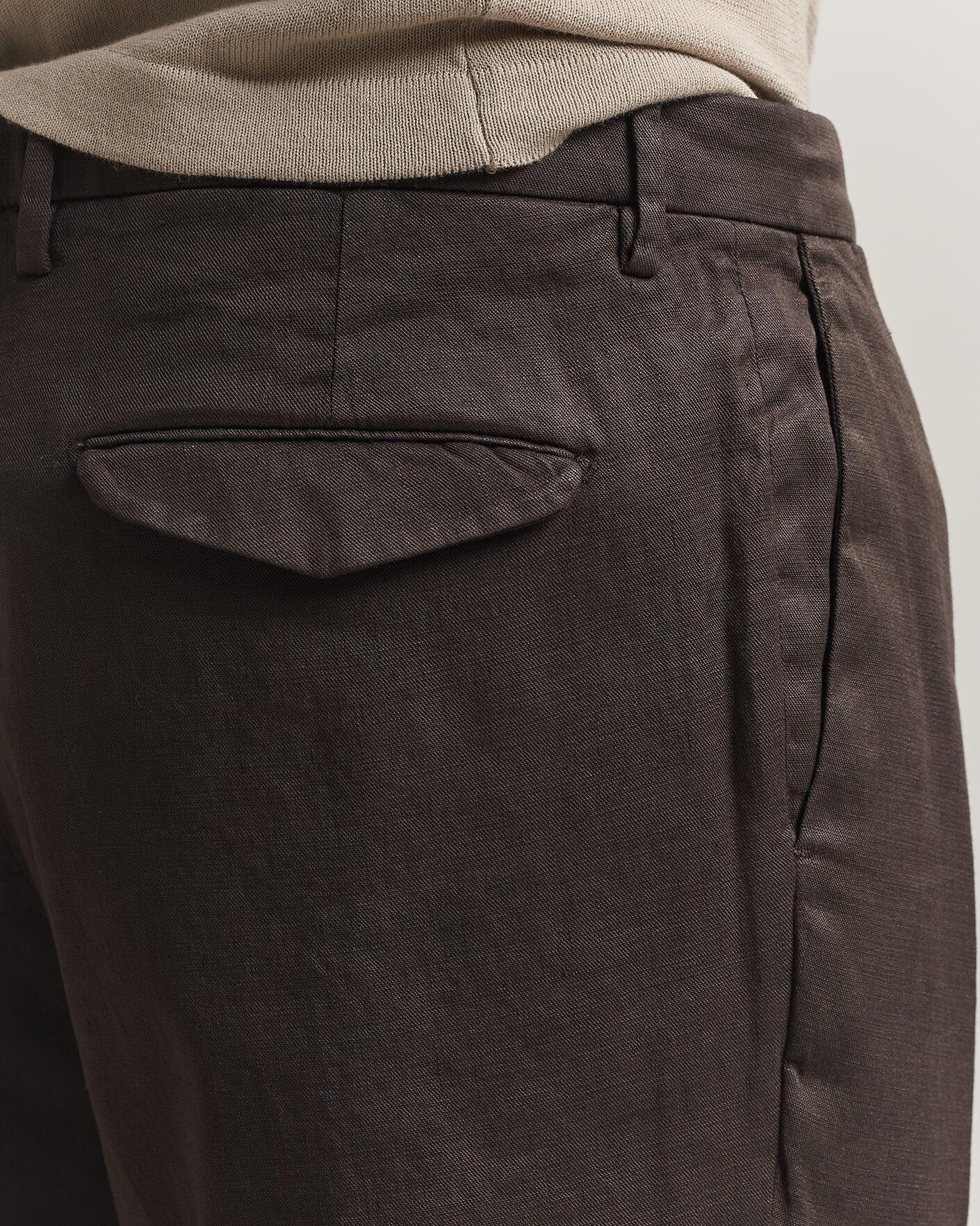 Hombres | Pantalones | Briglia 1949 | Pleated Linen Trousers Brown