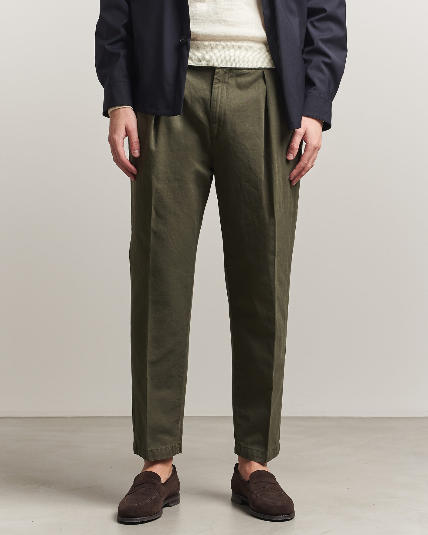 Hombres | Pantalones | Briglia 1949 | Portobello Loose Fit Cotton/Linen Trousers Olive