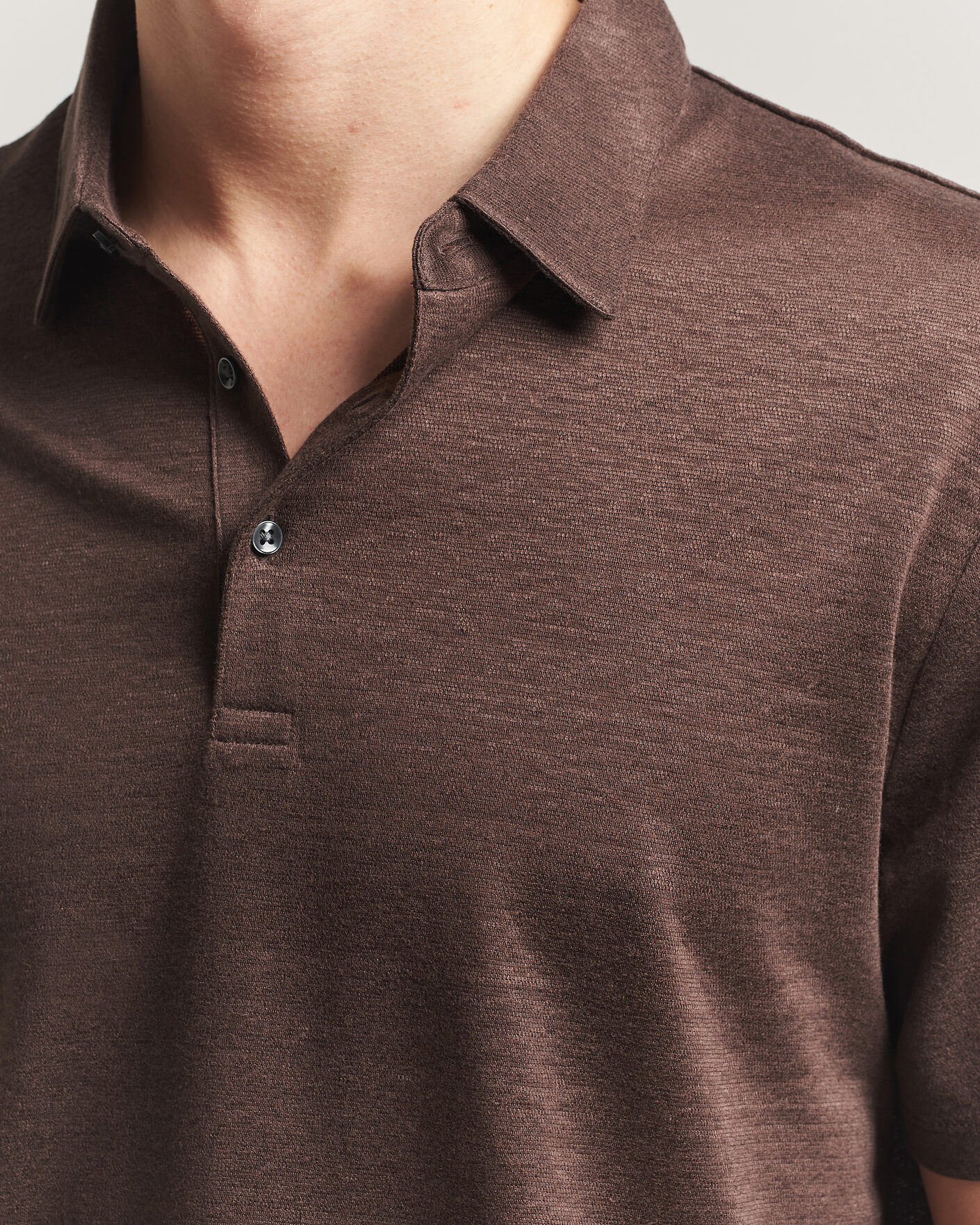 Hombres | Polos | Charles Tyrwhitt | Short Sleeve Linen Polo Chocolate Brown