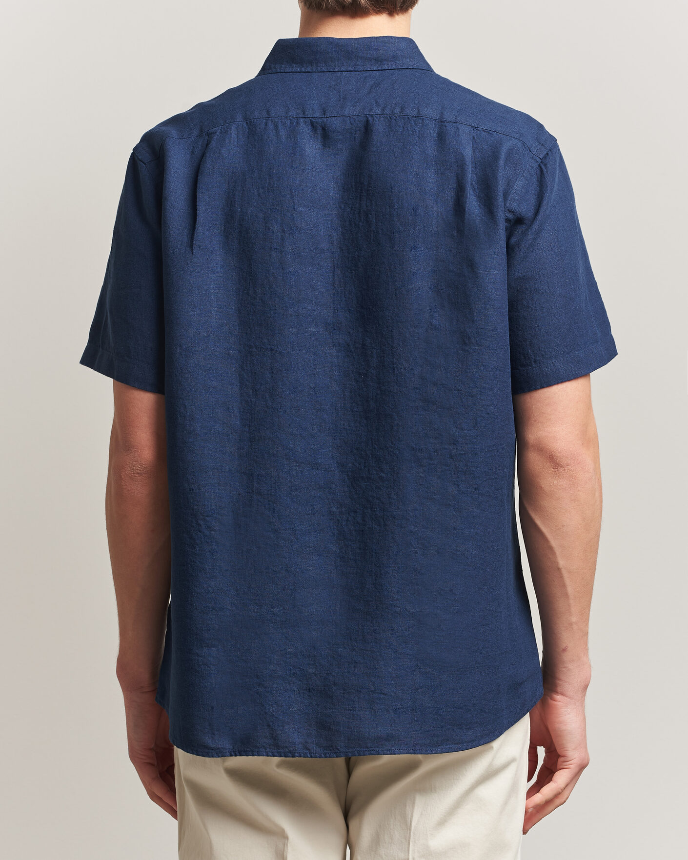 Hombres | Camisas | Charles Tyrwhitt | Pure Linen Short Sleeve Slim Fit Shirt Navy