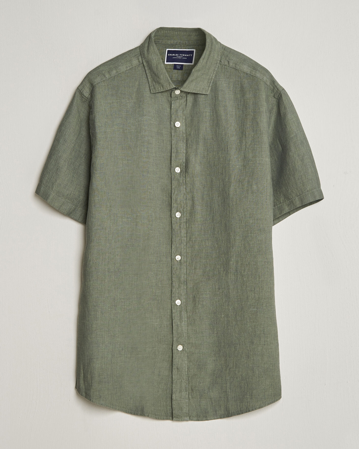 Hombres | Camisas | Charles Tyrwhitt | Pure Linen Short Sleeve Slim Fit Shirt Olive