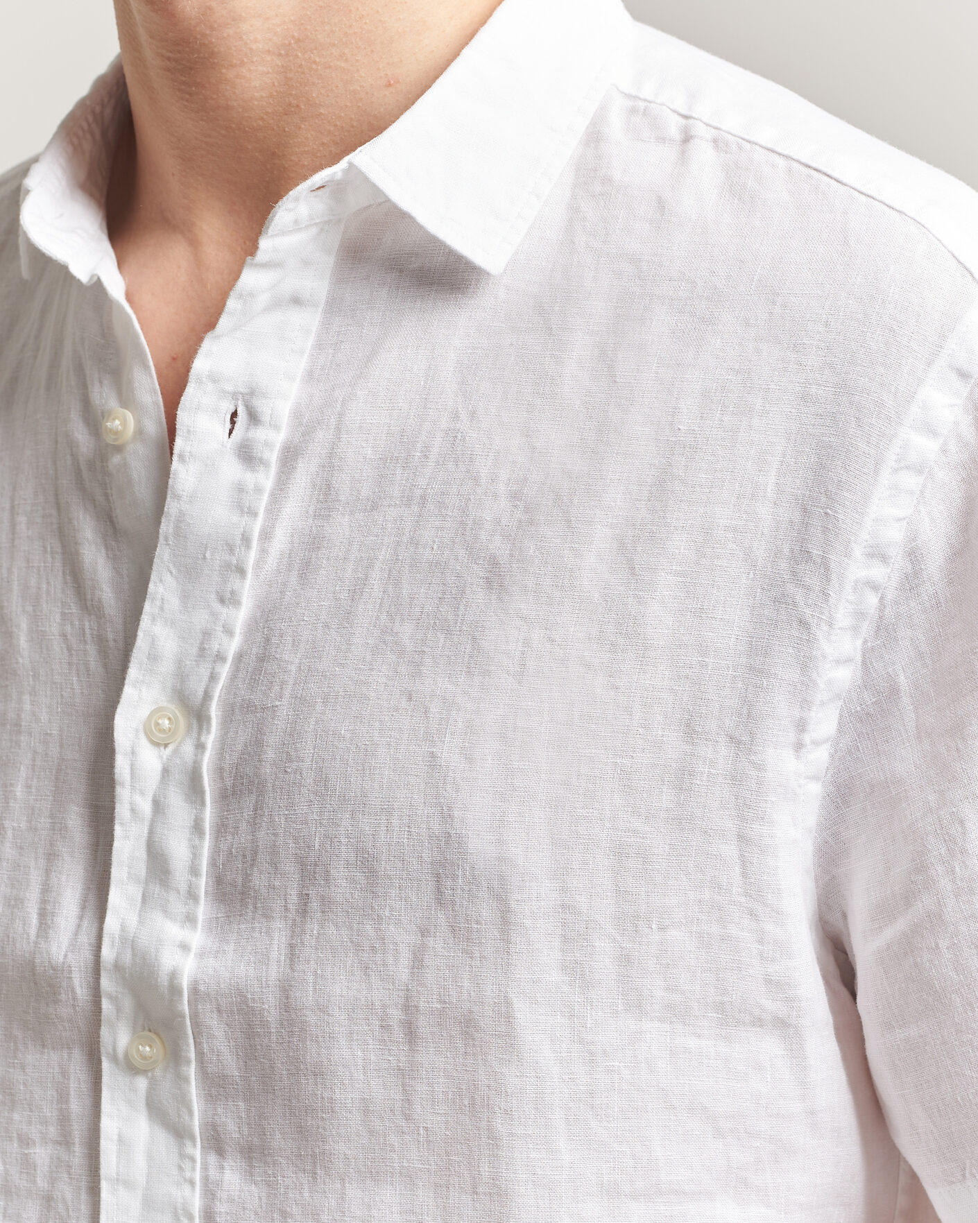 Hombres | Camisas | Charles Tyrwhitt | Pure Linen Short Sleeve Slim Fit Shirt White
