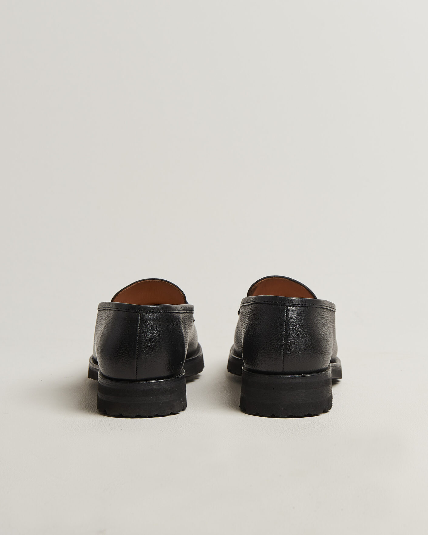 Hombres | Mocasines | Myrqvist for Care of Carl | Myrqvist Stenhammar II Vibram Loafer Black Grained Calf
