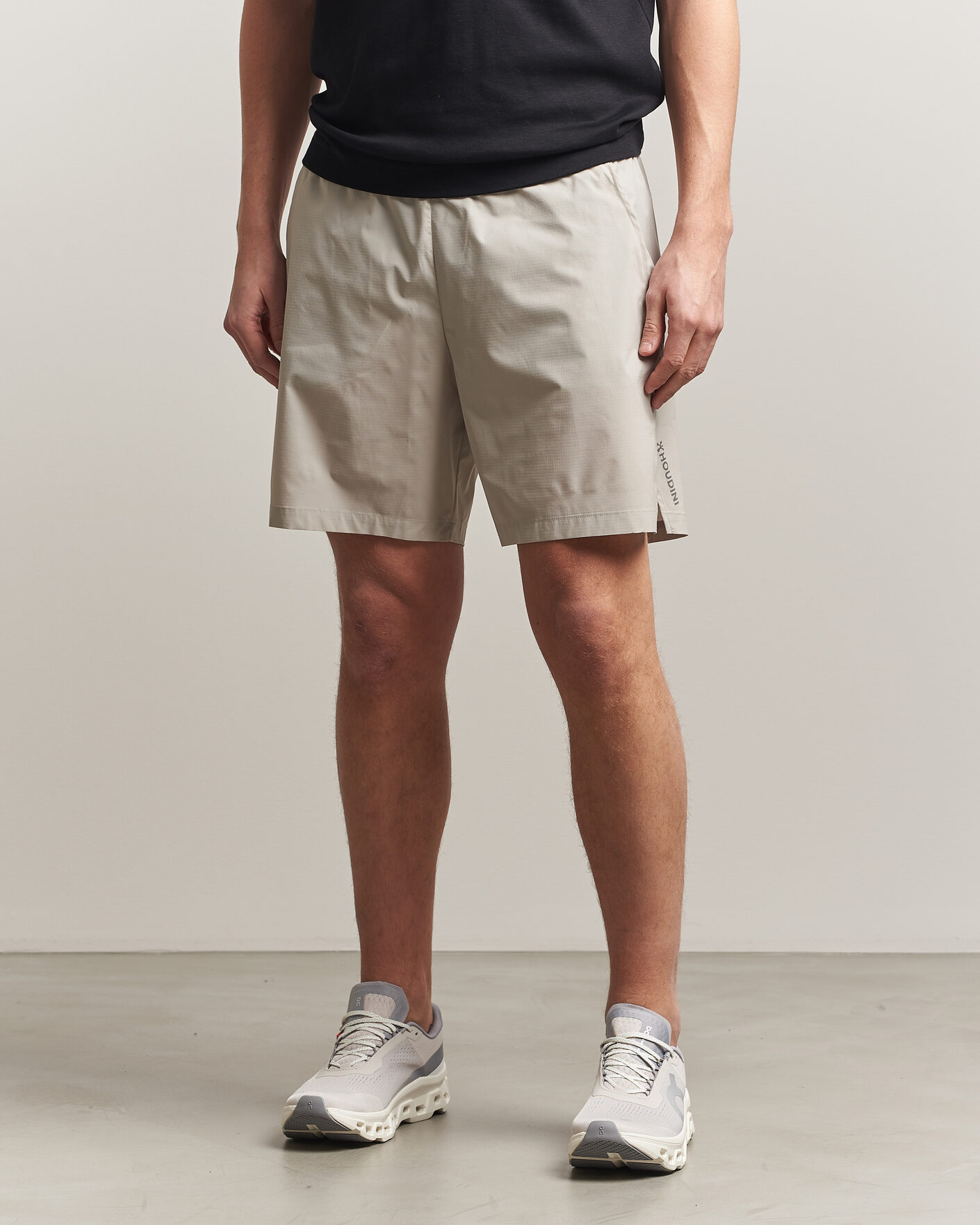 Hombres | Pantalones cortos | Houdini | Pace Light Shorts Greenish Grey