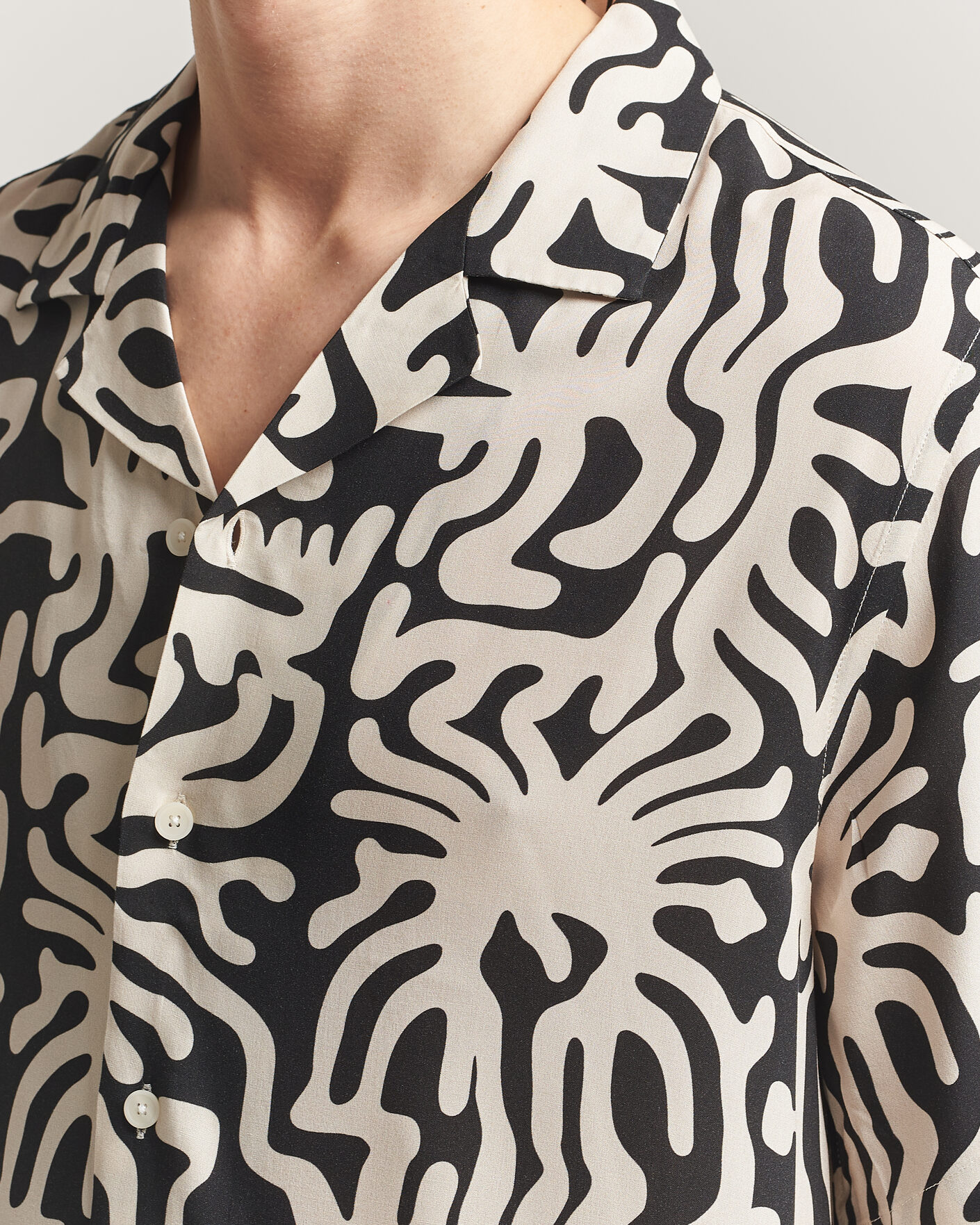 Hombres | Camisas | OAS | Rocco Viscose Short Sleeve Shirt Loefy