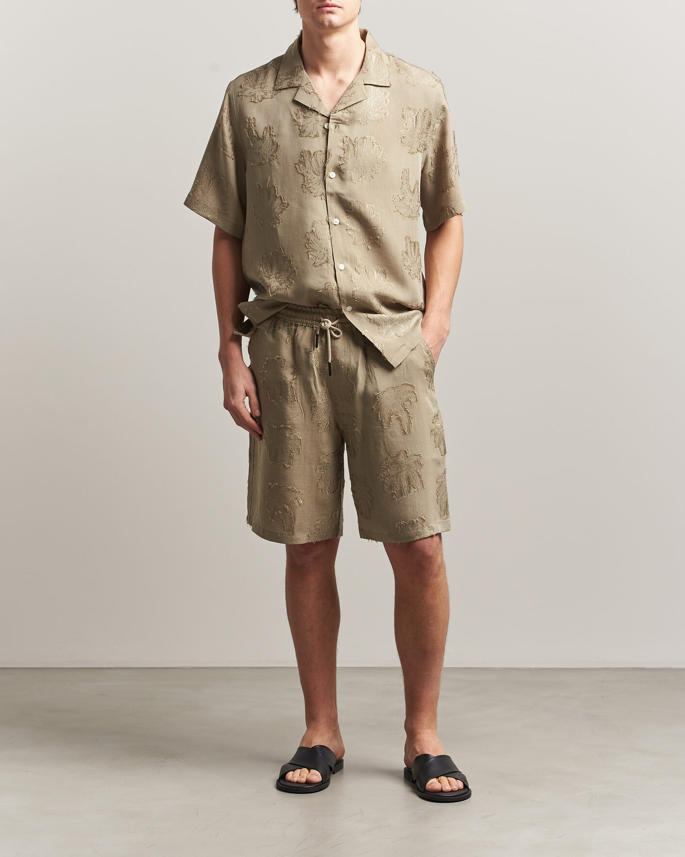 Hombres | Pantalones cortos | OAS | Nicola Lyocell Shorts Palmoza