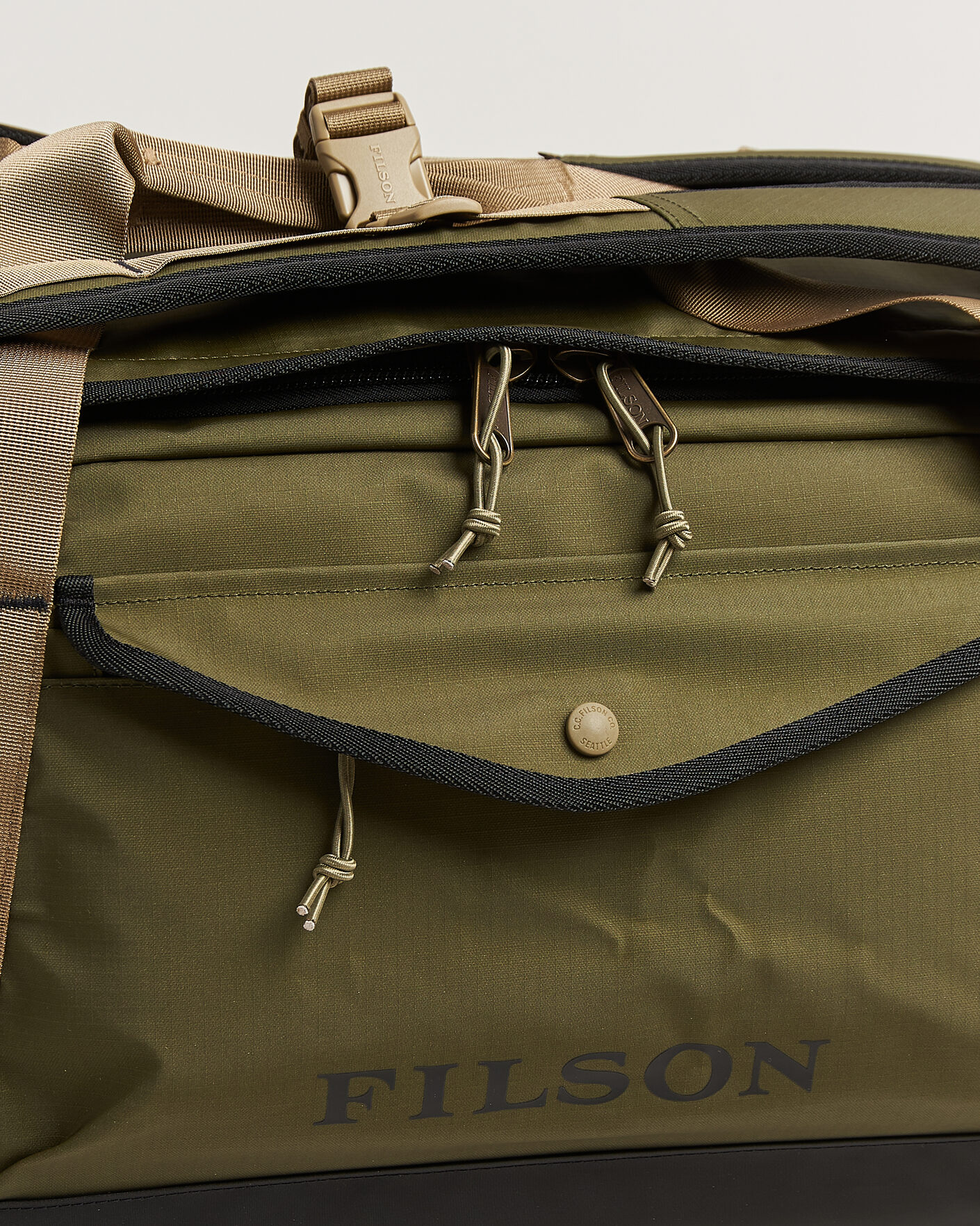 Hombres | Bolsos | Filson | Scout 50L Duffle Olive