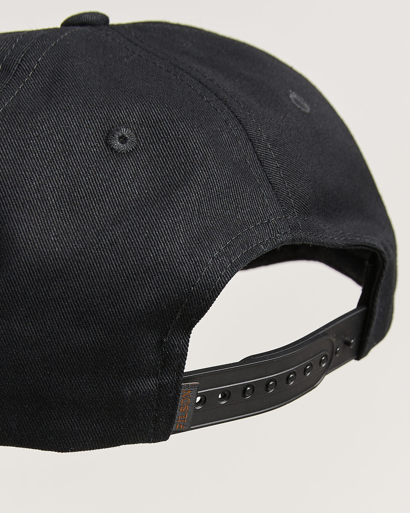 Hombres | Sombreros y gorras | Filson | Bear Trucker Cap Black