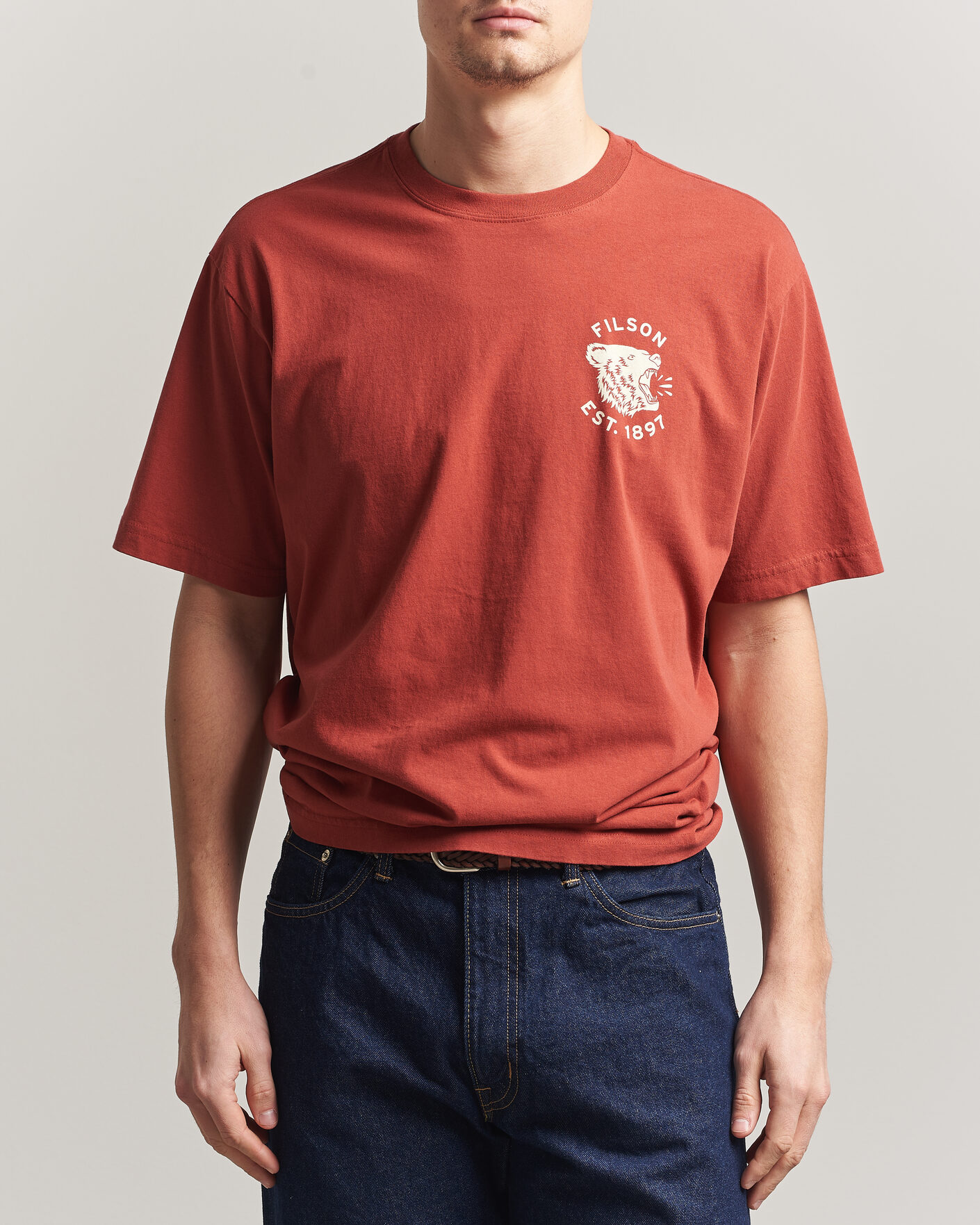 Hombres | Camisetas | Filson | Bear Graphic T-Shirt Chili Oil