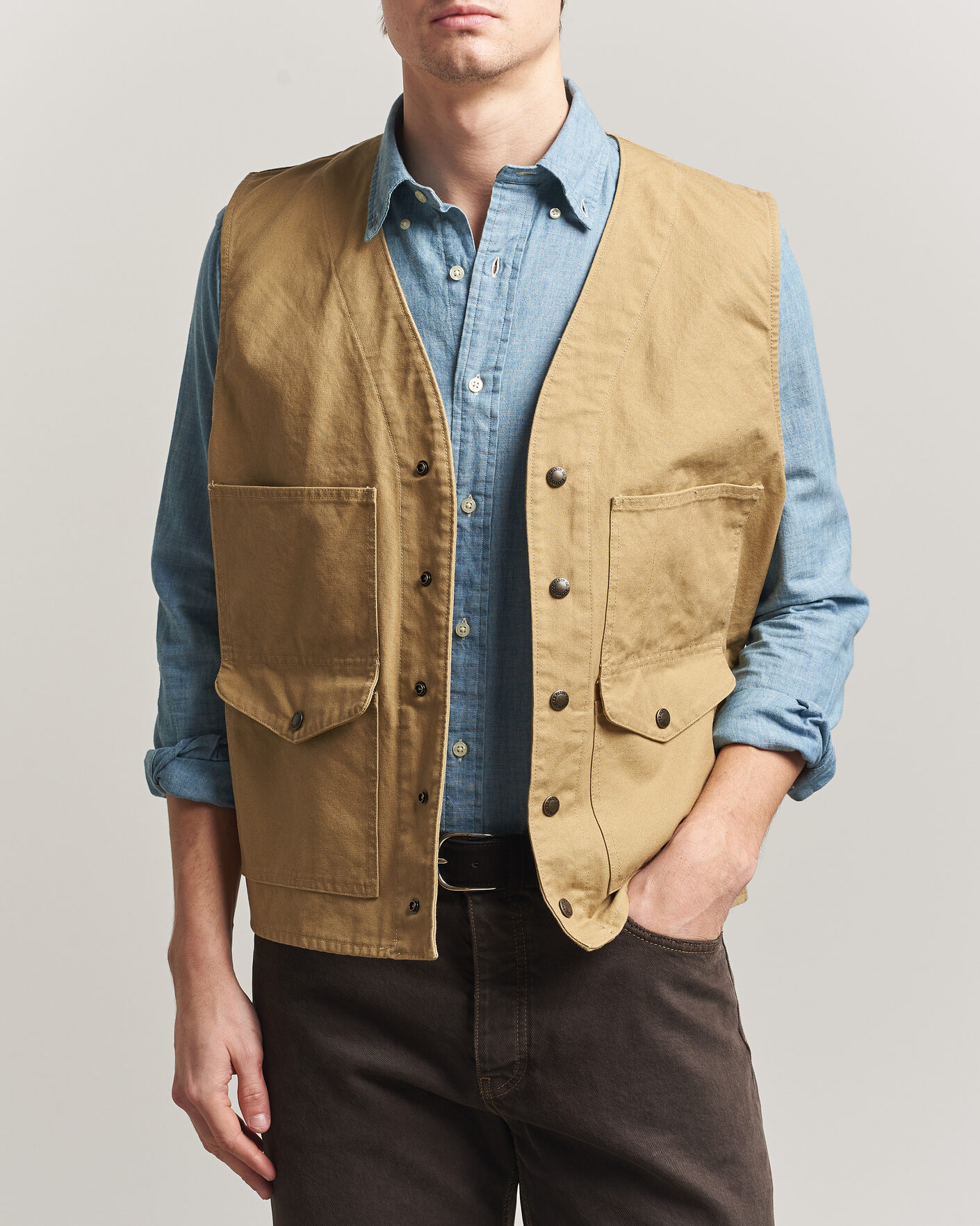 Hombres | Chalecos | Filson | Dry Tin Vest Tan