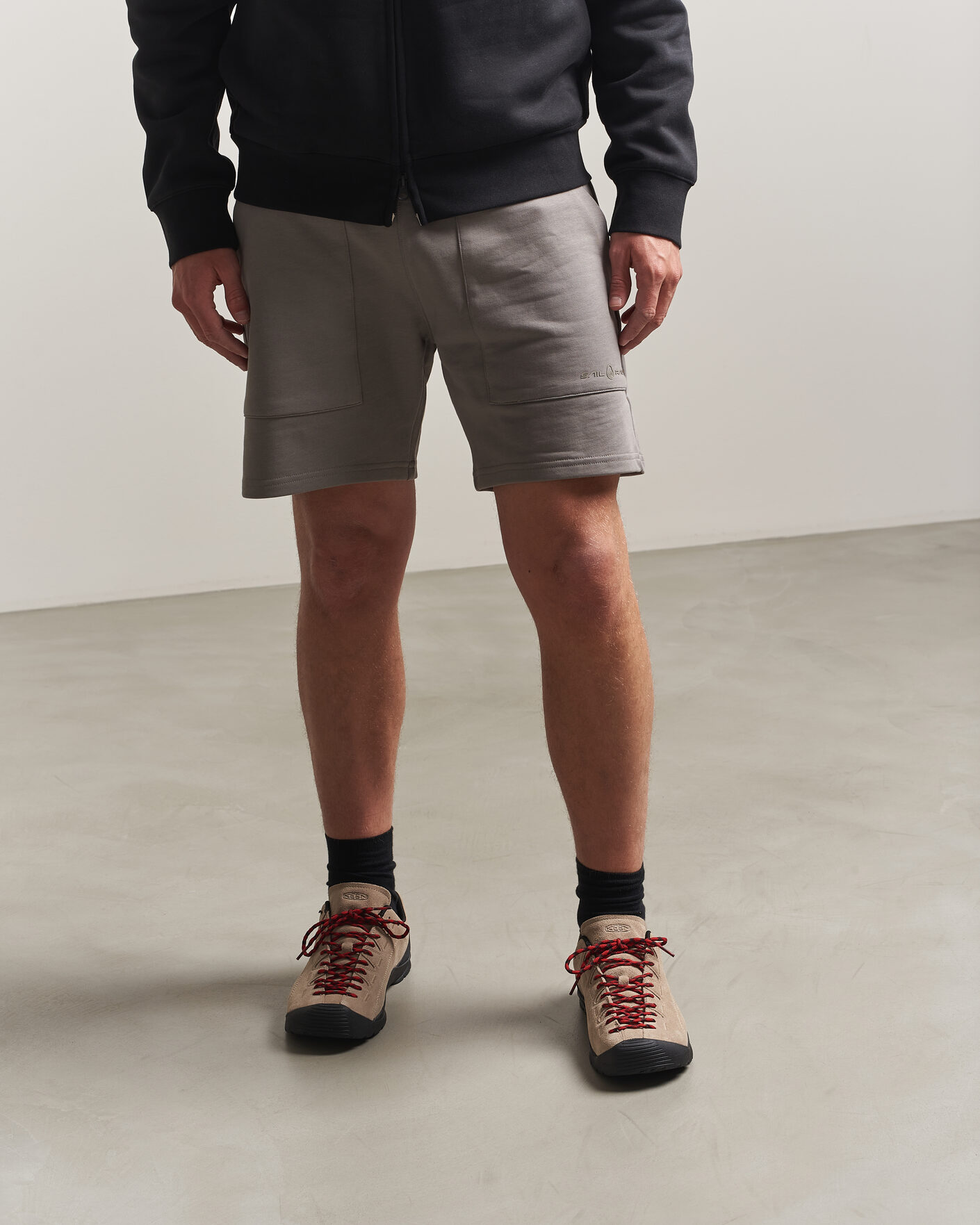 Hombres | Zapatillas de trail | KEEN | Jasper Suede Sneaker Silver Mink