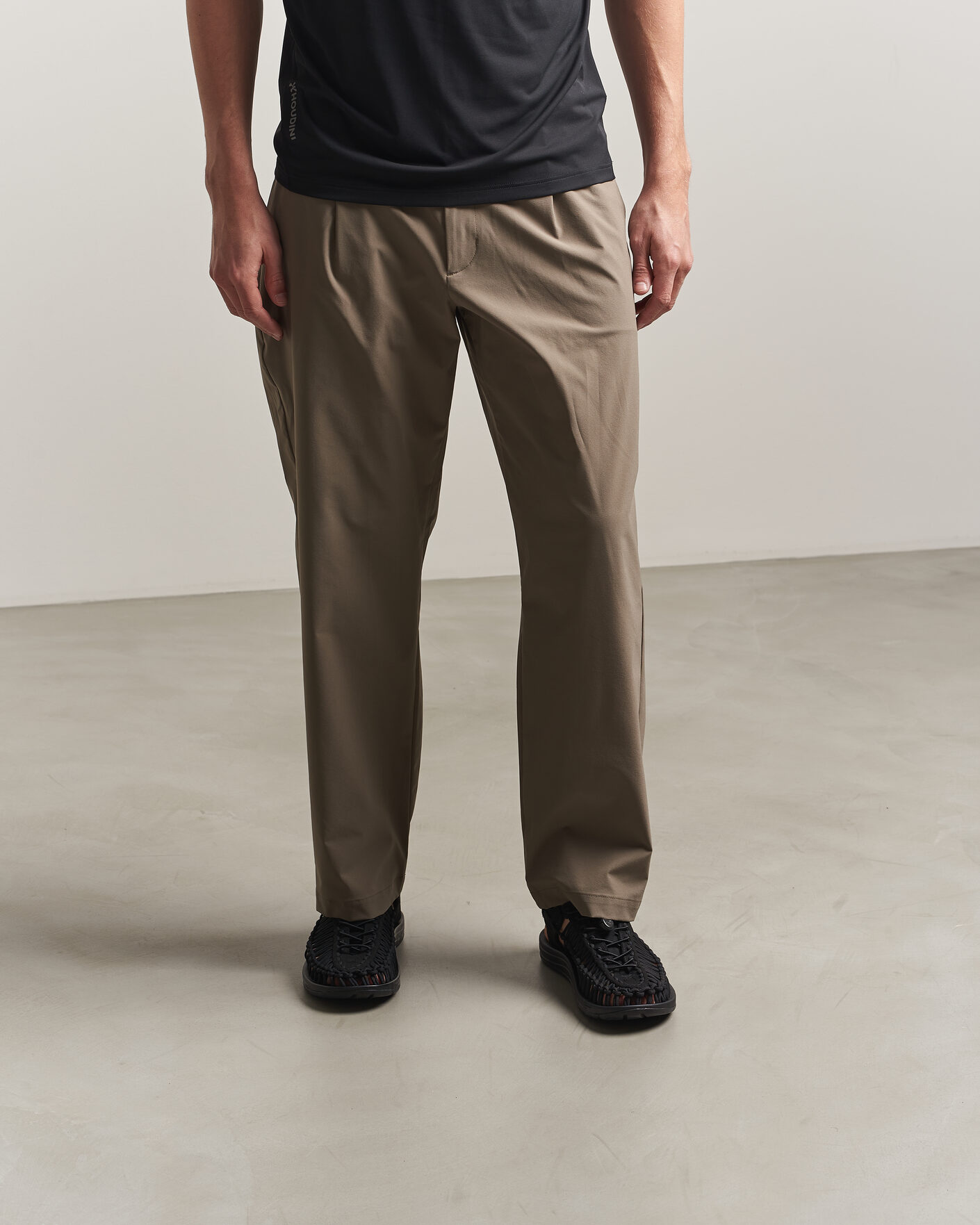 Hombres | Sandalias y chanclas | KEEN | Uneek Sneaker Sandal Black