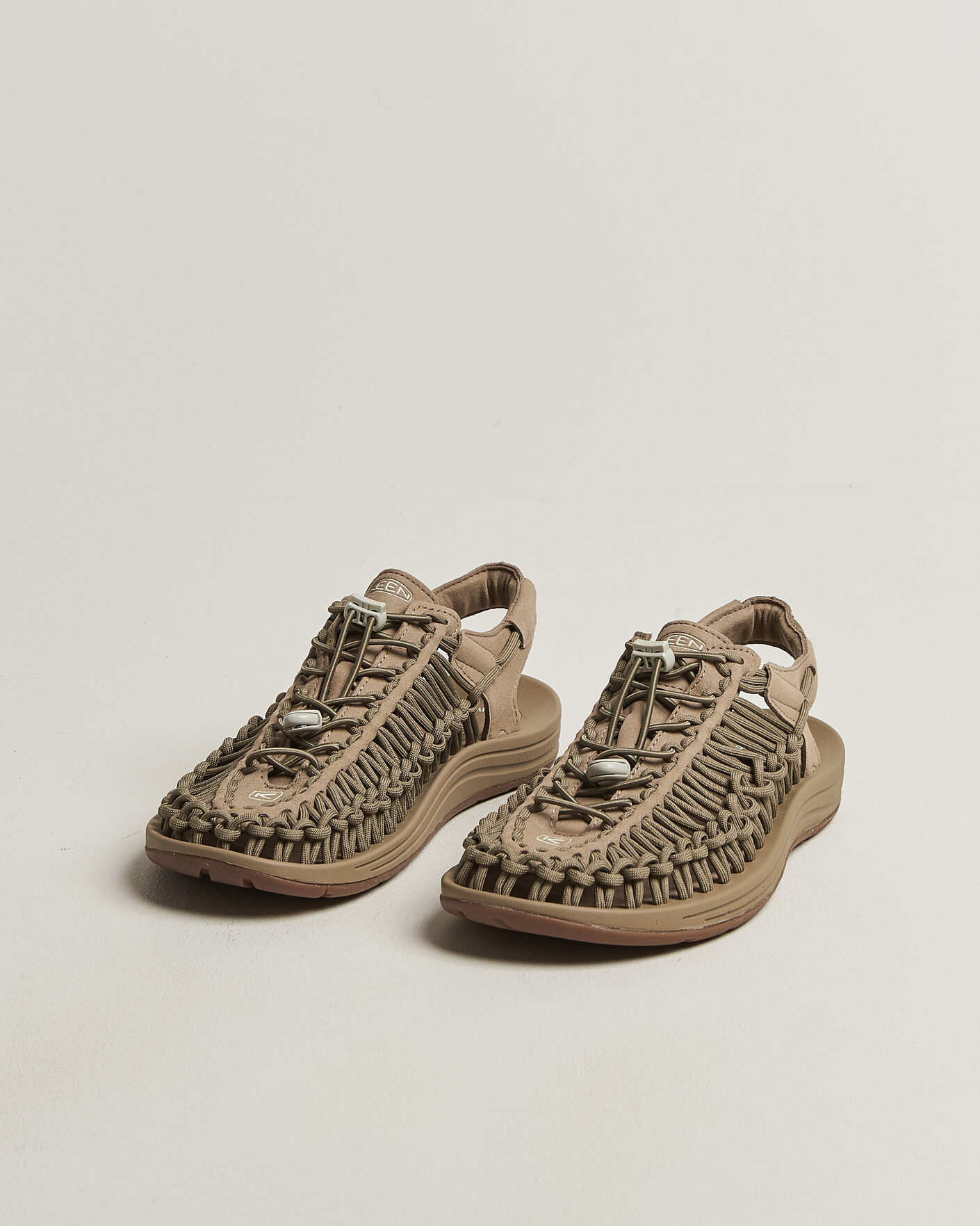 Hombres | Sandalias y chanclas | KEEN | Uneek Sneaker Sandal Timberwolf