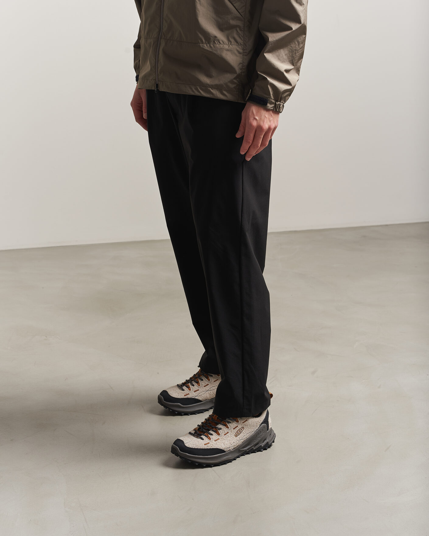 Hombres | Zapatillas de trail | KEEN | Jasper Zionic Suede Sneaker Maple