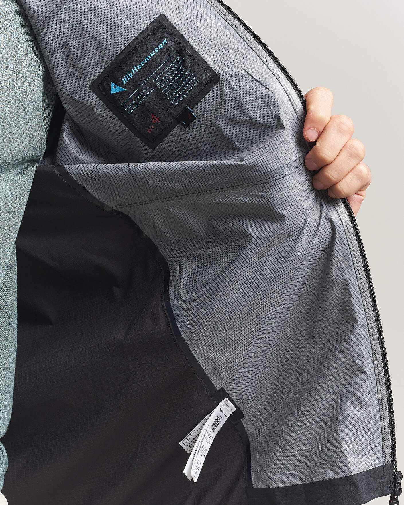 Hombres | Abrigos y chaquetas | Klättermusen | Vidre Hood Jacket Black