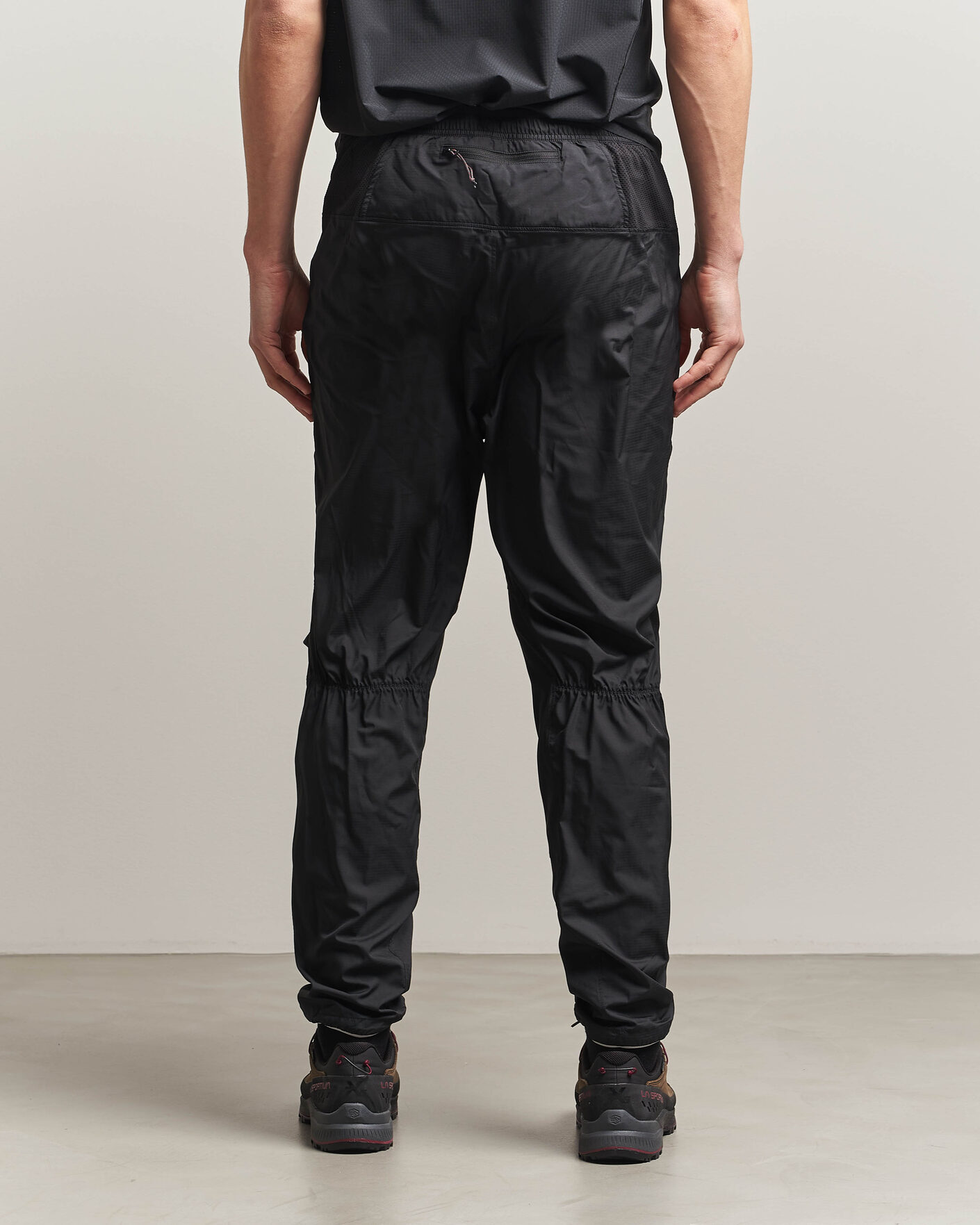 Hombres | Pantalones | Klättermusen | Bygvir Ultralight Pants Black