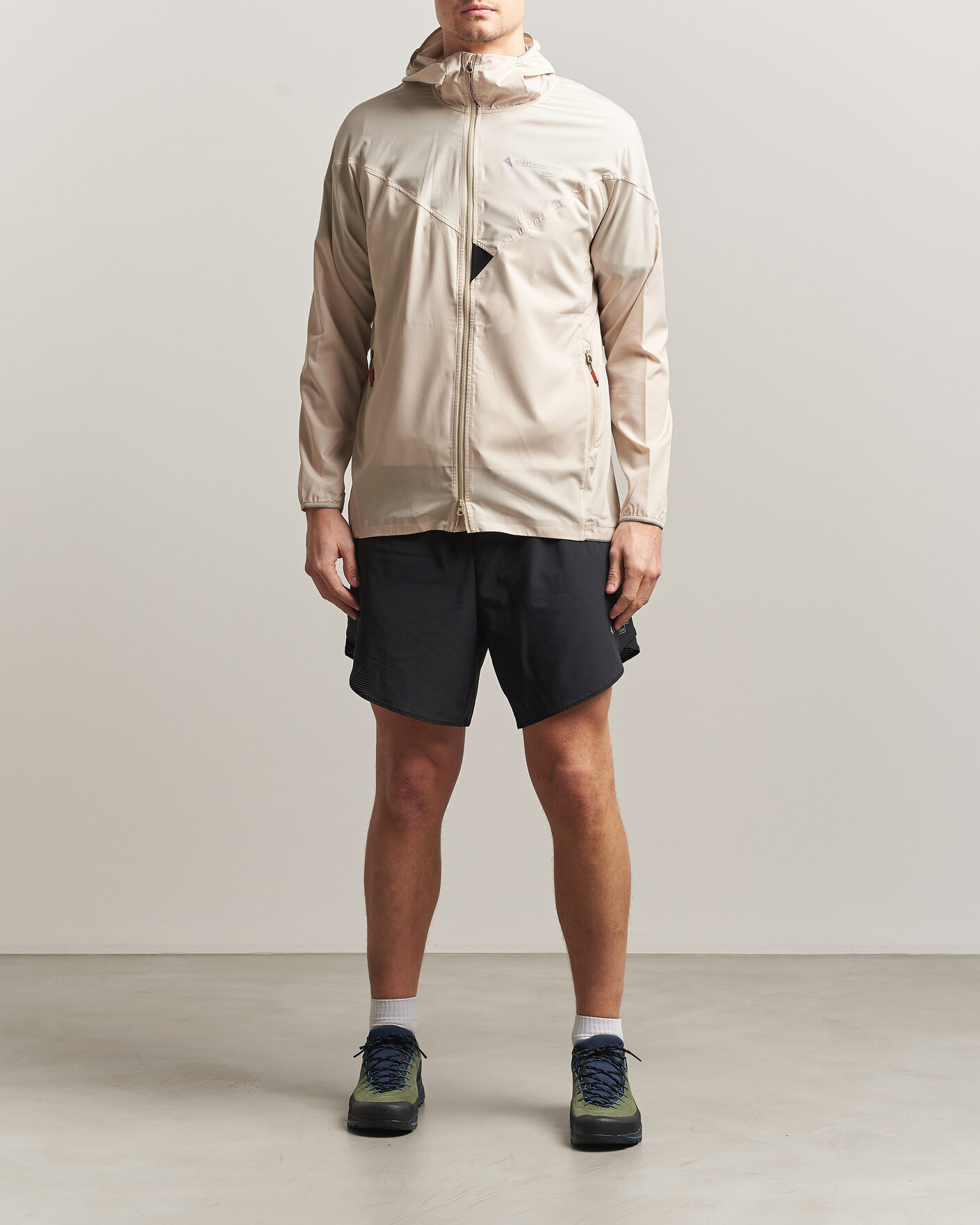 Hombres | Pantalones cortos | Klättermusen | Diser Light Running Shorts Black
