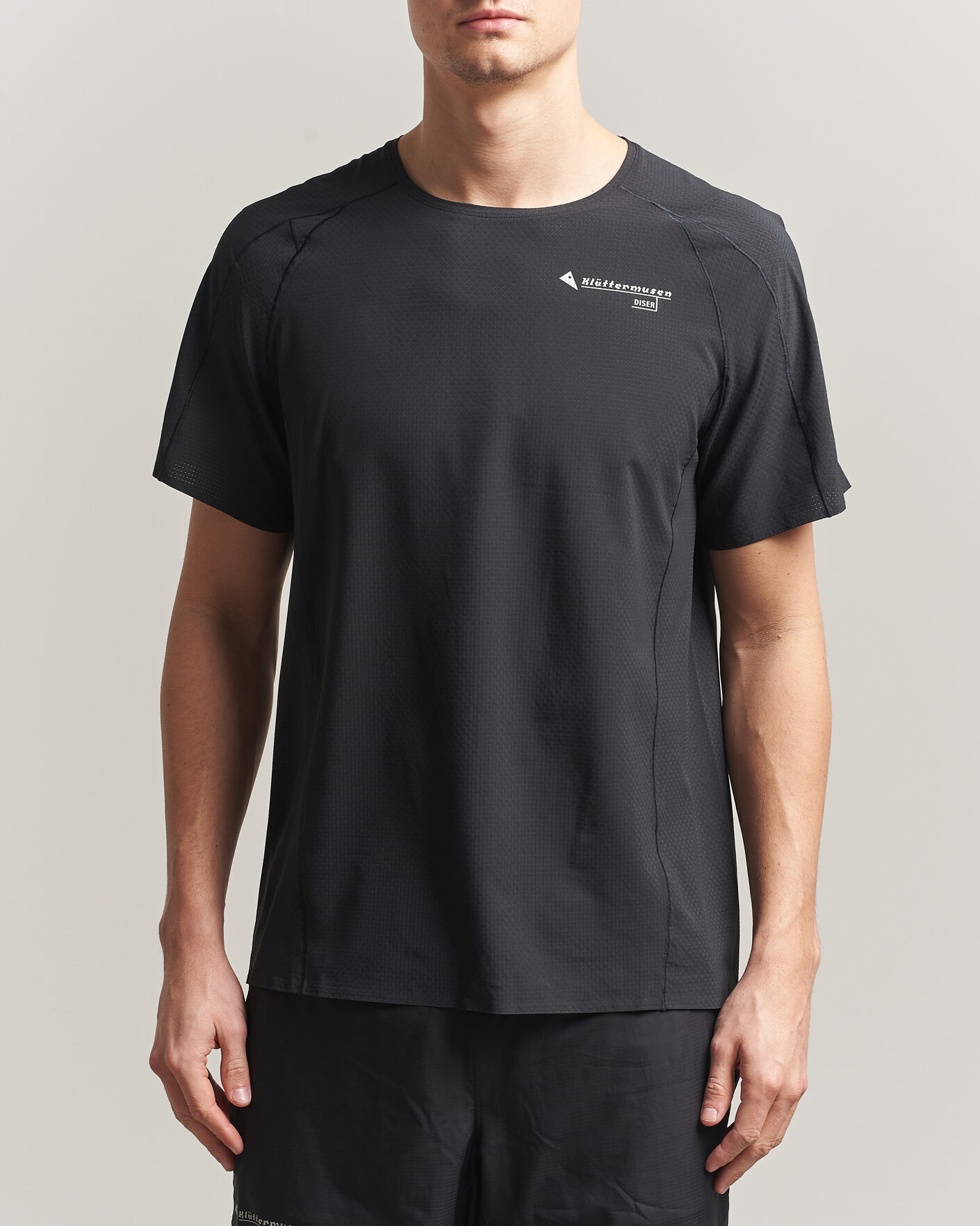 Hombres | Camisetas | Klättermusen | Diser Lightweight T-Shirt Black