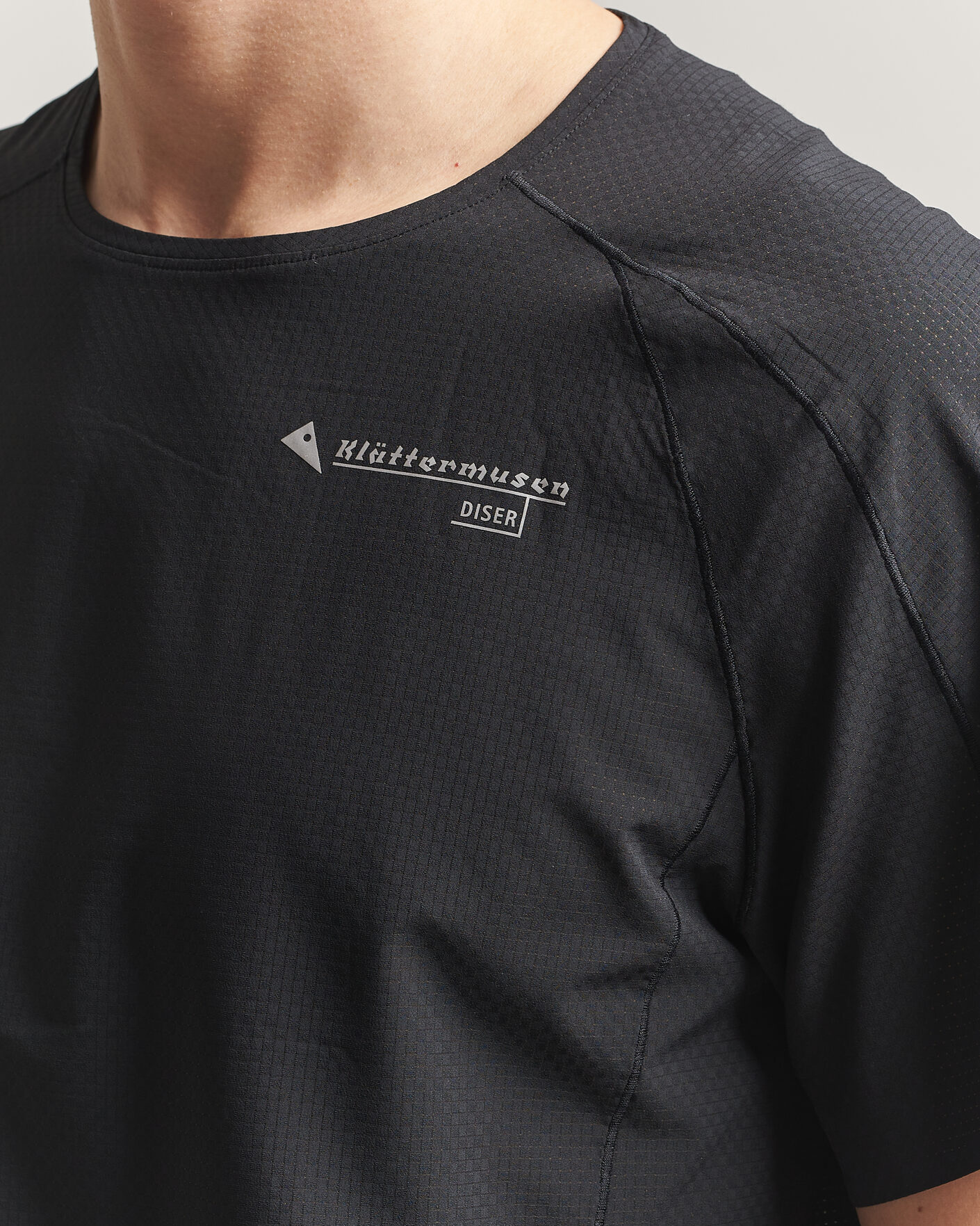 Hombres | Camisetas | Klättermusen | Diser Lightweight T-Shirt Black