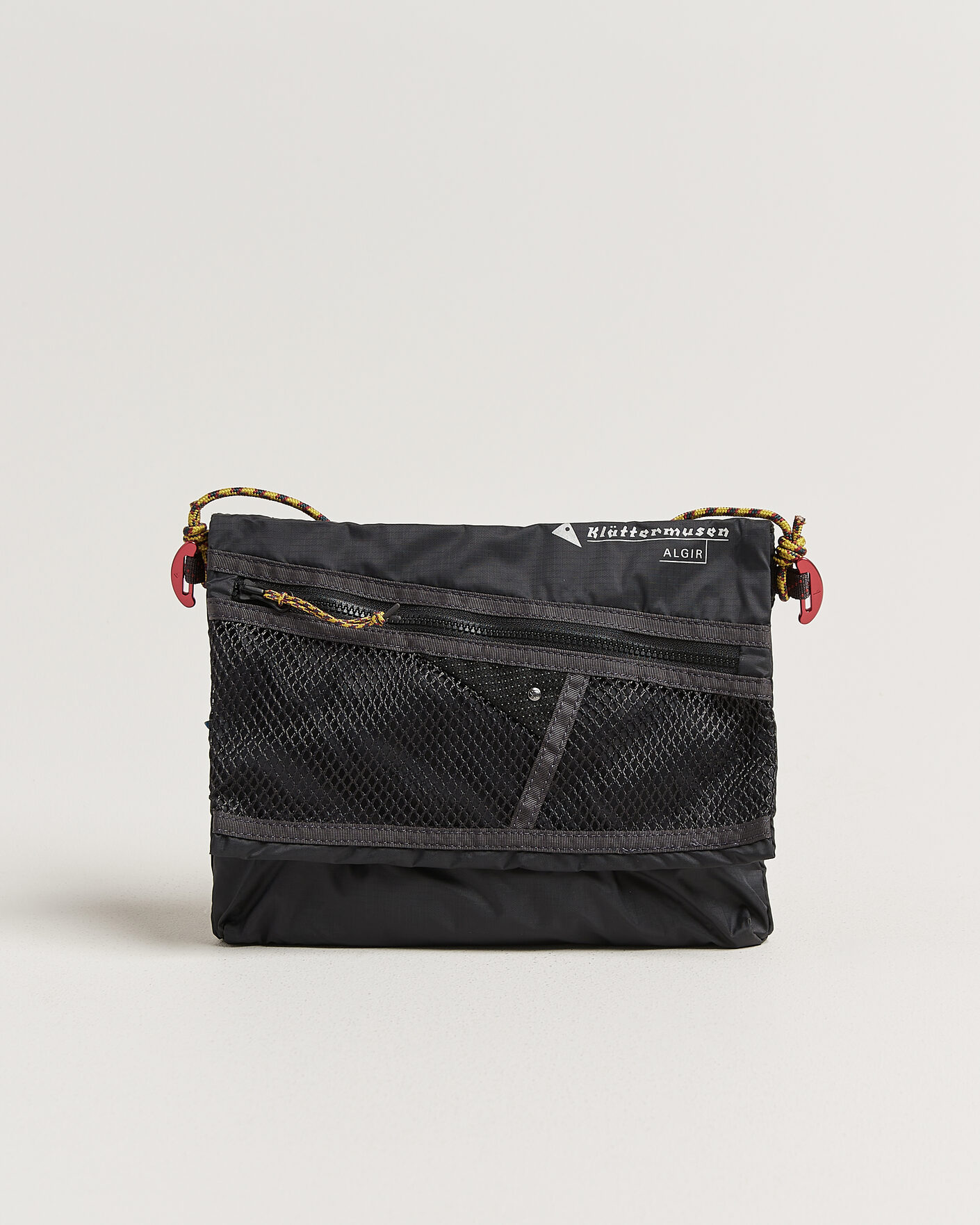 Hombres | Bolsos | Klättermusen | Algir Foldover Bag Raven
