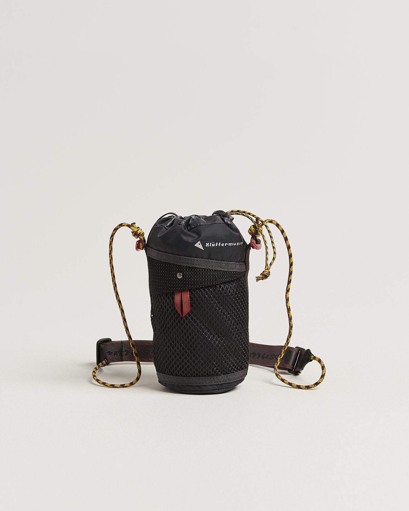 Hombres | Bolsos | Klättermusen | Algir Bottle Holder Bag Raven