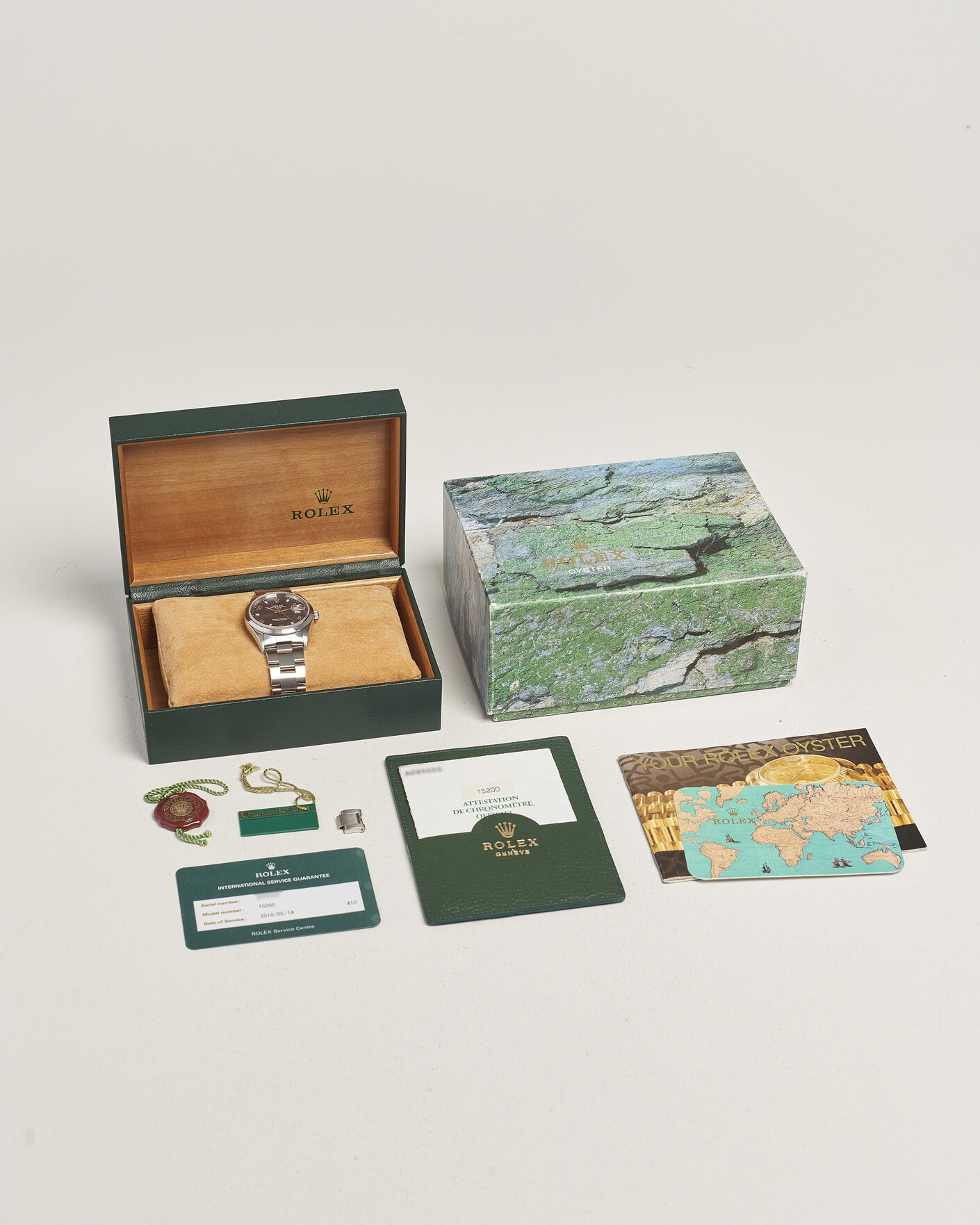 Hombres | Pre-Owned & Vintage Watches | Rolex Pre-Owned | Oyster Perpetual Date 