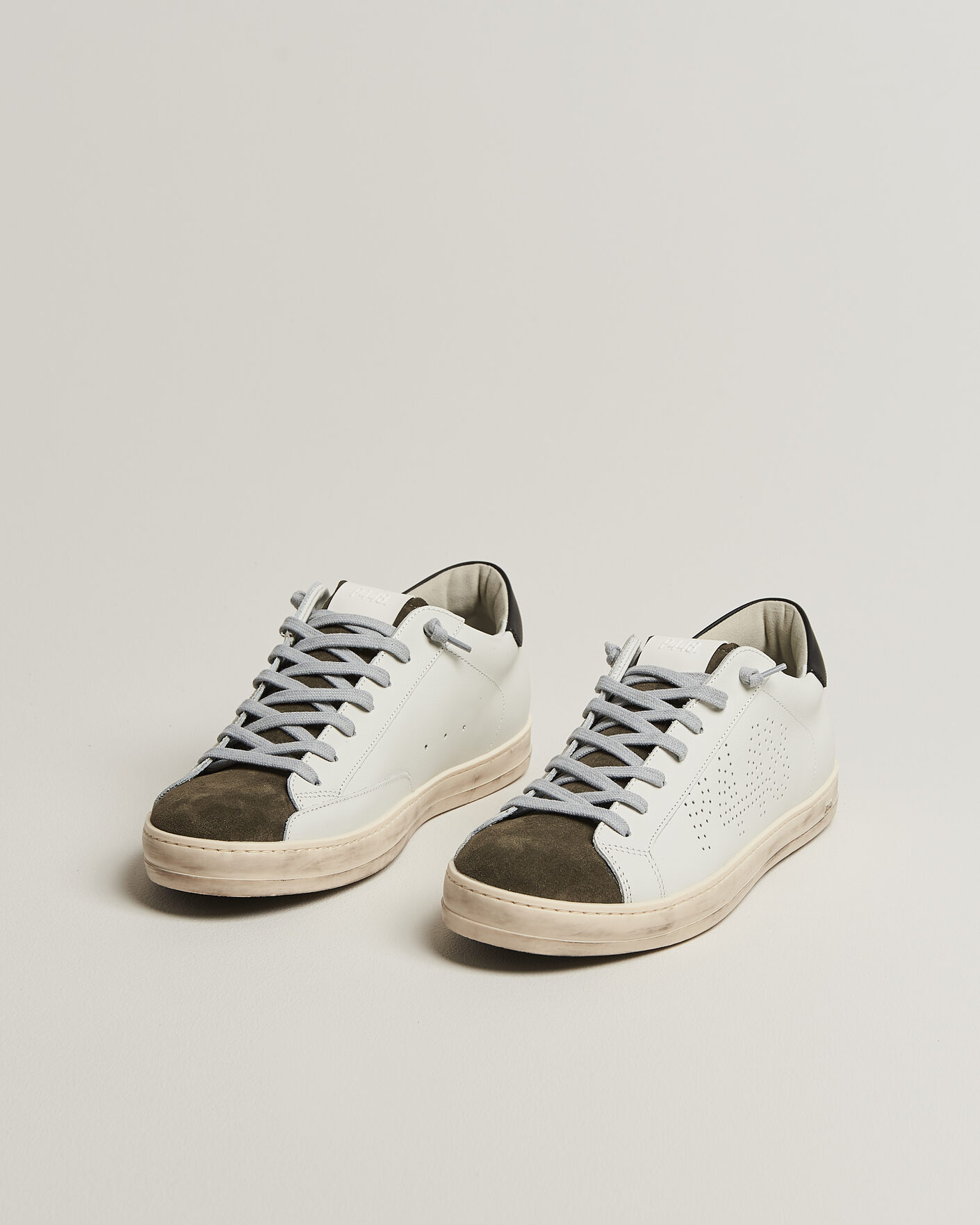 Hombres | Zapatillas | P448 | John Leather Sneaker White/Olive