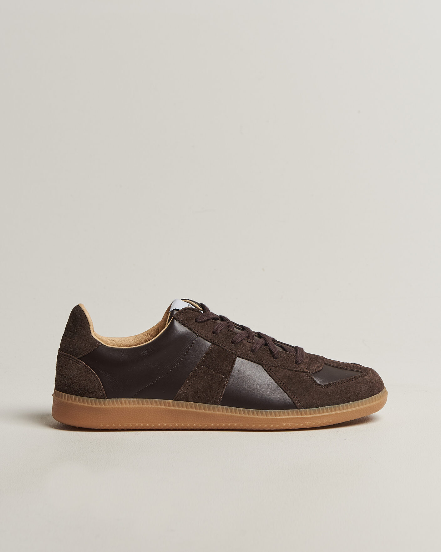 Hombres | Zapatillas | Novesta | German Army Trainer Dark Brown