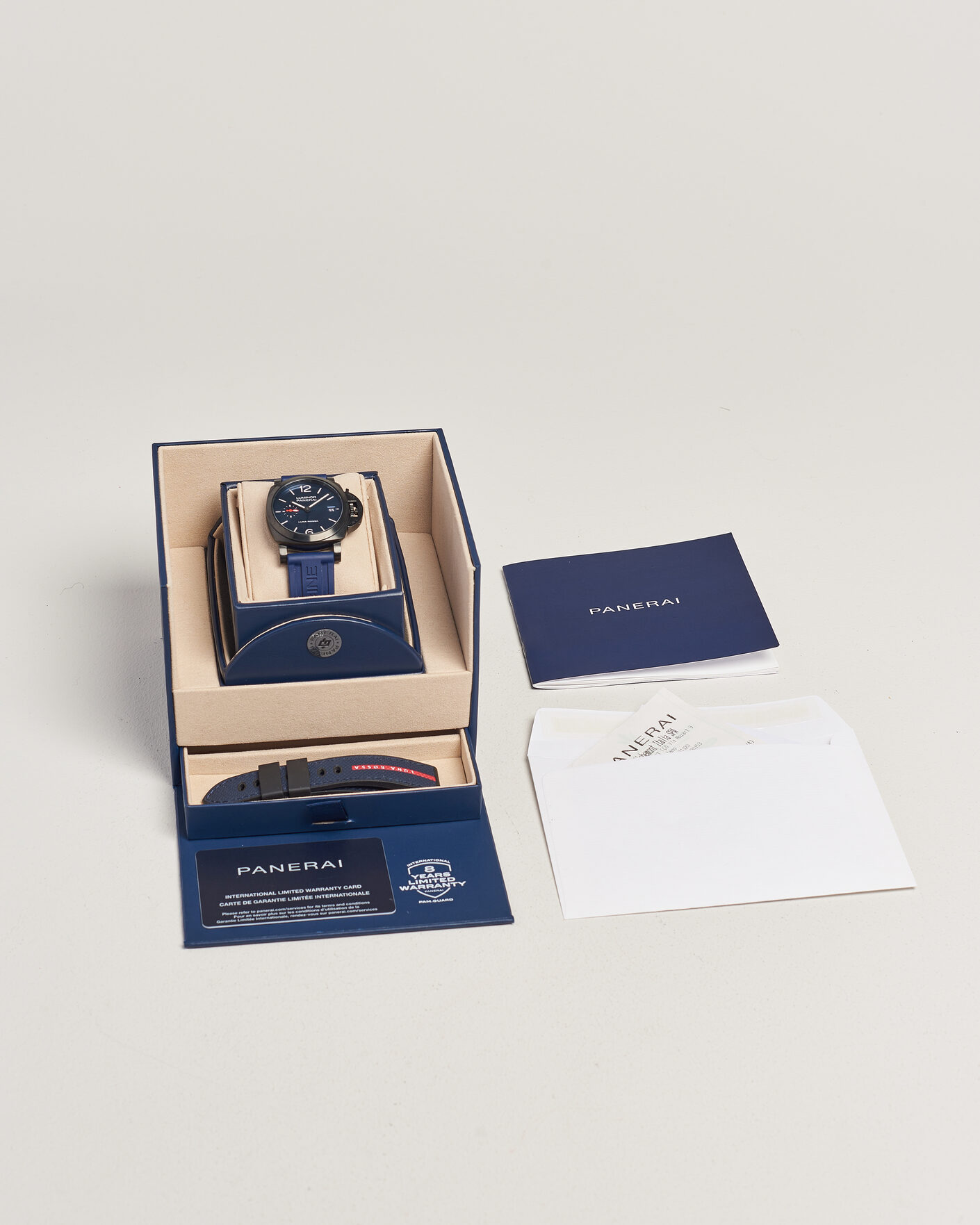 Hombres | Pre-Owned & Vintage Watches | Panerai Pre-Owned | Luna Rossa 40 