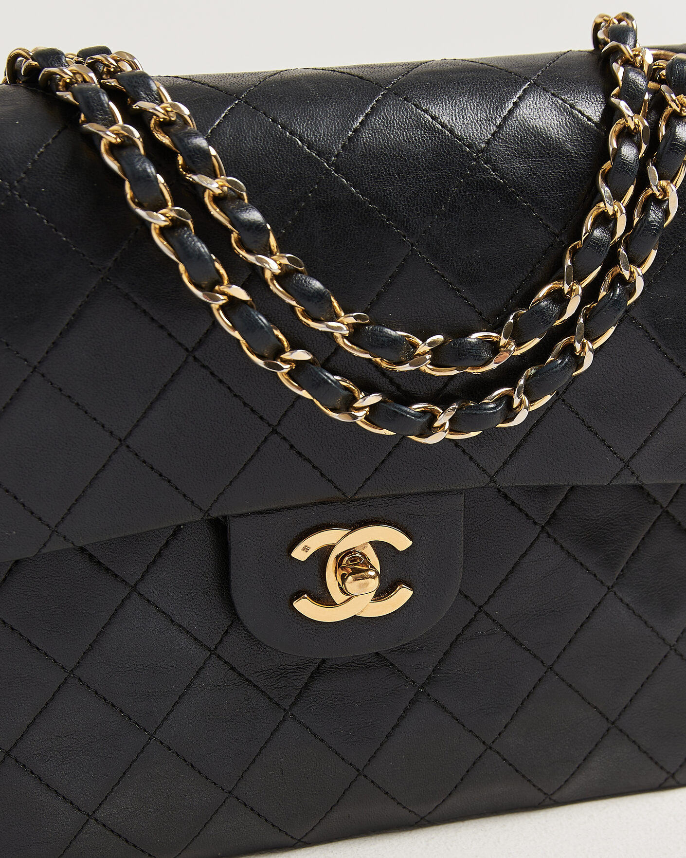 Hombres | Pre-Owned & Vintage Bags | Chanel Pre-Owned | Classic Medium Square Double Flap Bag Lambskin Black