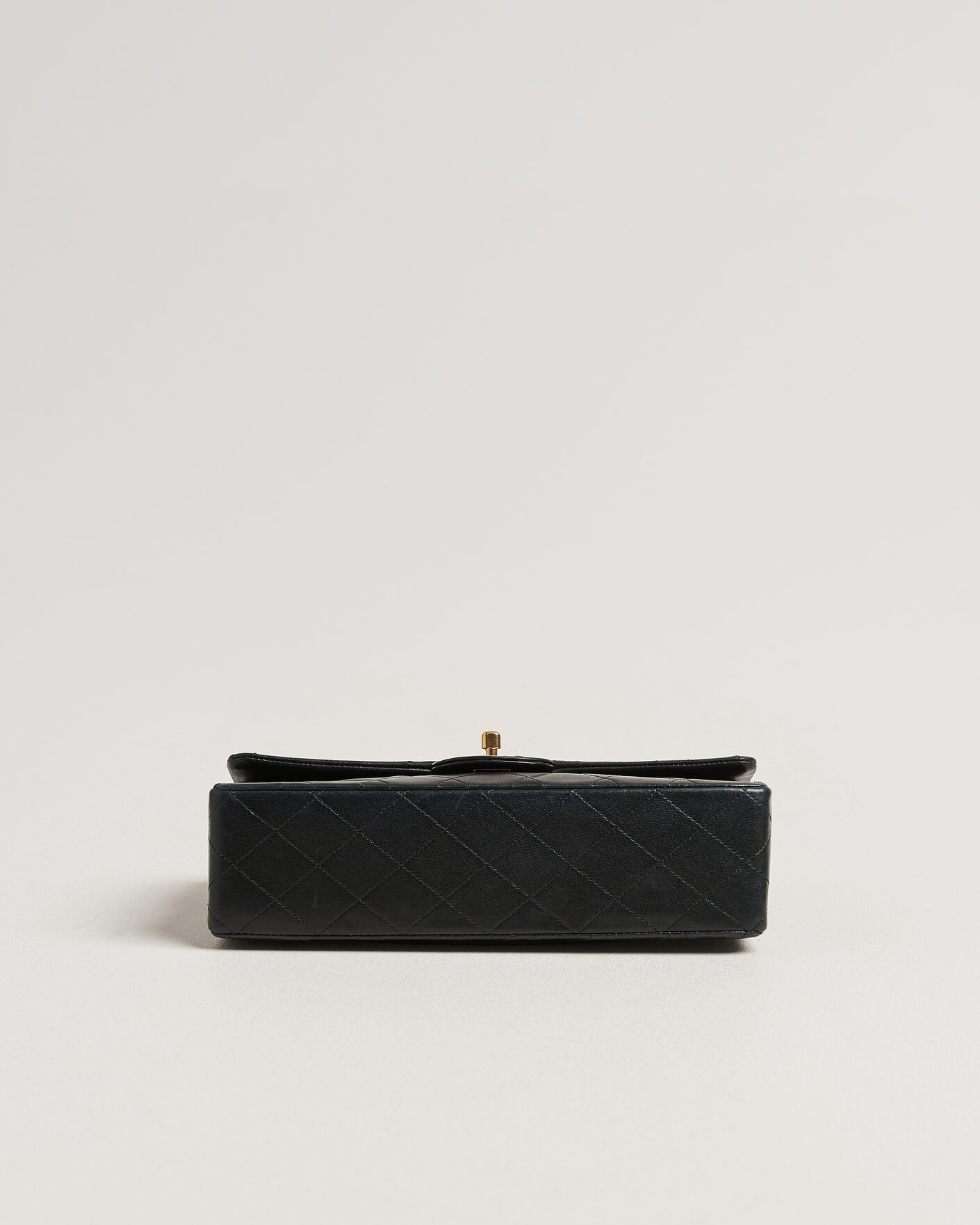 Hombres | Pre-Owned & Vintage Bags | Chanel Pre-Owned | Classic Medium Double Flap Bag Lambskin Black