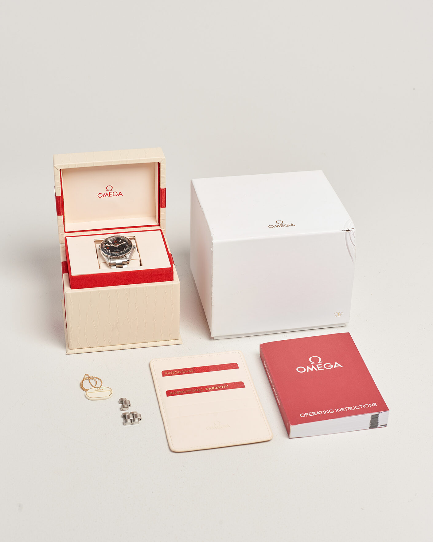 Hombres | Pre-Owned & Vintage Watches | Omega Pre-Owned | Seamaster Planet Ocean 600M 