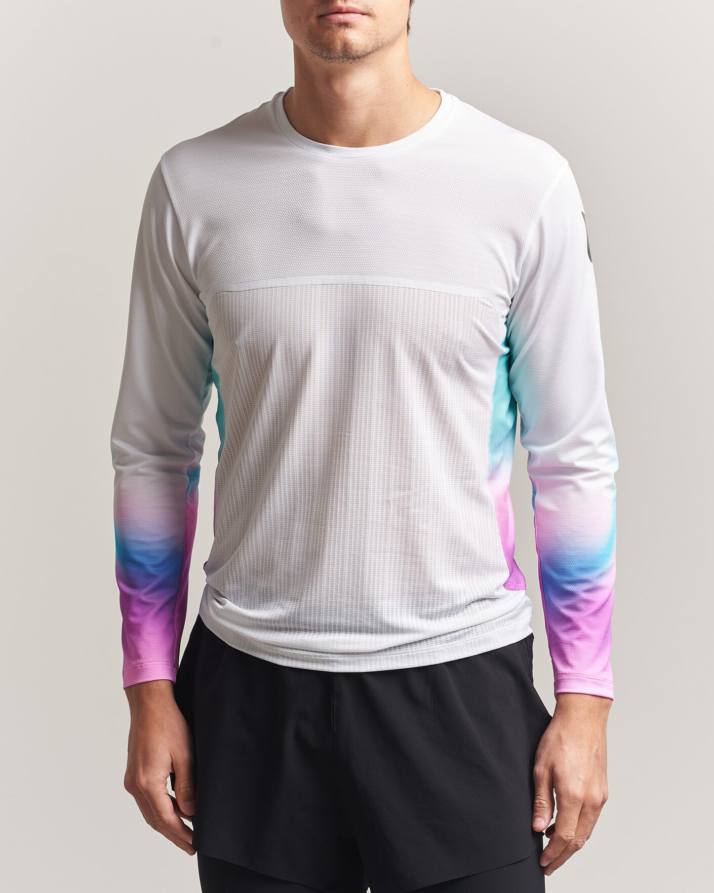 Hombres | Camisetas | SOAR Running | Hot Weather Long Sleeve Tee White/Blue